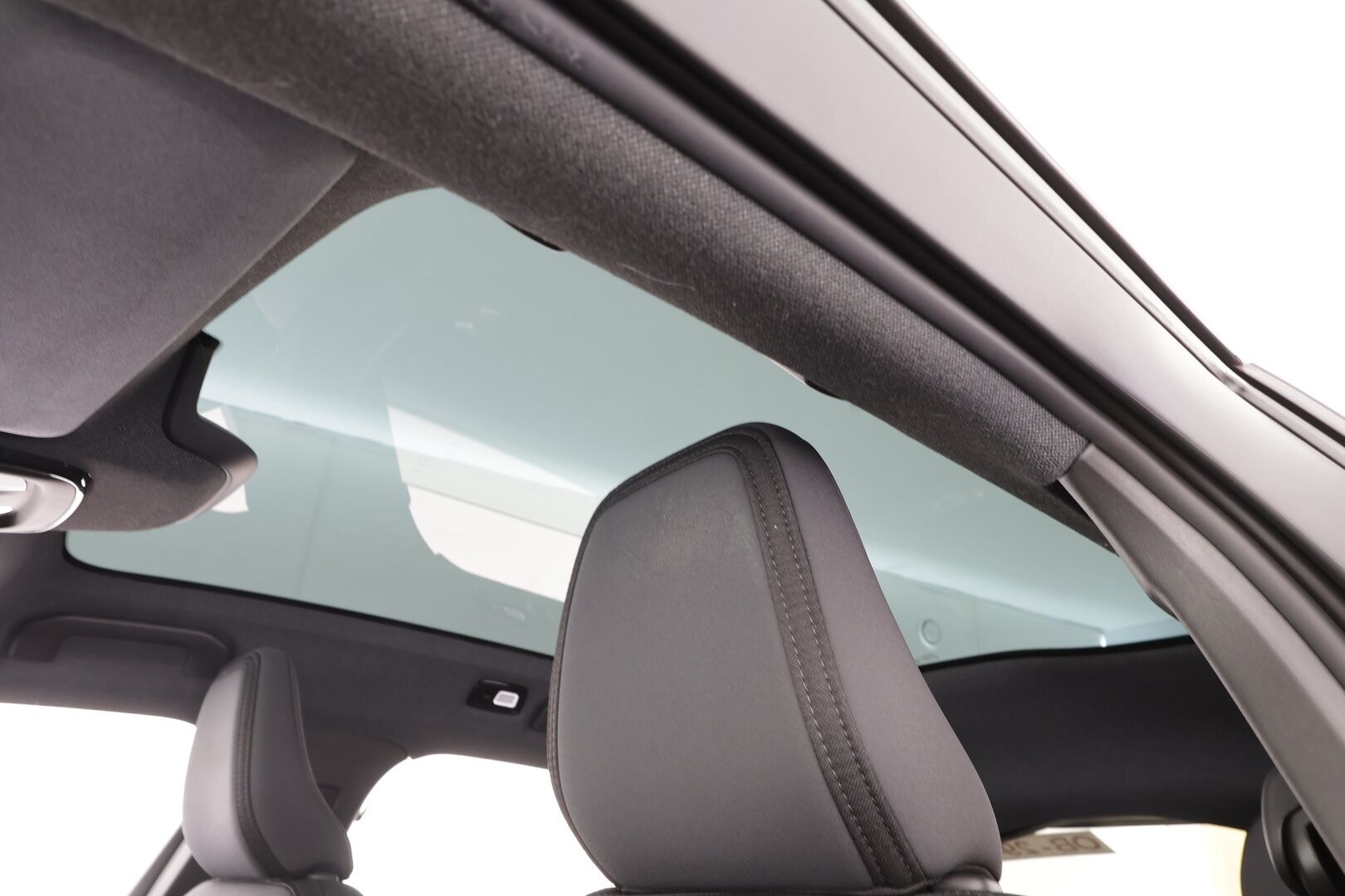 POLESTAR 2 2023 Long Range Single Motor Pilot lite & Plus * ACC / ILP / H/K / Lasikatto / Muistipenkki / 360-Kamera / Keyless / Sporttipenkit * - Kahdet Renkaat / Merkkihuollot - HULLUT AVAJAISHULINAT KORKOTARJOUS 3,29 %