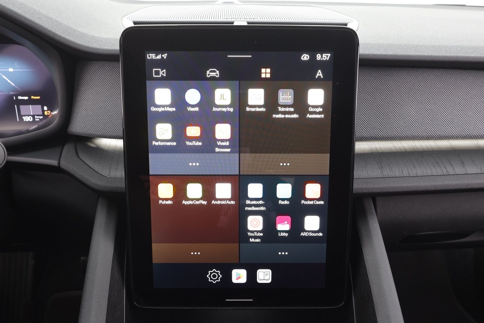 POLESTAR 2 2023 Long Range Single Motor Pilot lite & Plus * ACC / ILP / H/K / Lasikatto / Muistipenkki / 360-Kamera / Keyless / Sporttipenkit * - Kahdet Renkaat / Merkkihuollot - HULLUT AVAJAISHULINAT KORKOTARJOUS 3,29 %