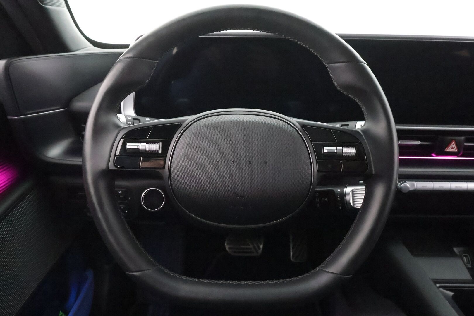 HYUNDAI IONIQ 6 2023 First Edition 4WD 77kWh - | ACC | HUD | Bose | ILP | 360° | Kattoluukku | Matrix LED | Muistipenkki | Navi / Keyless |