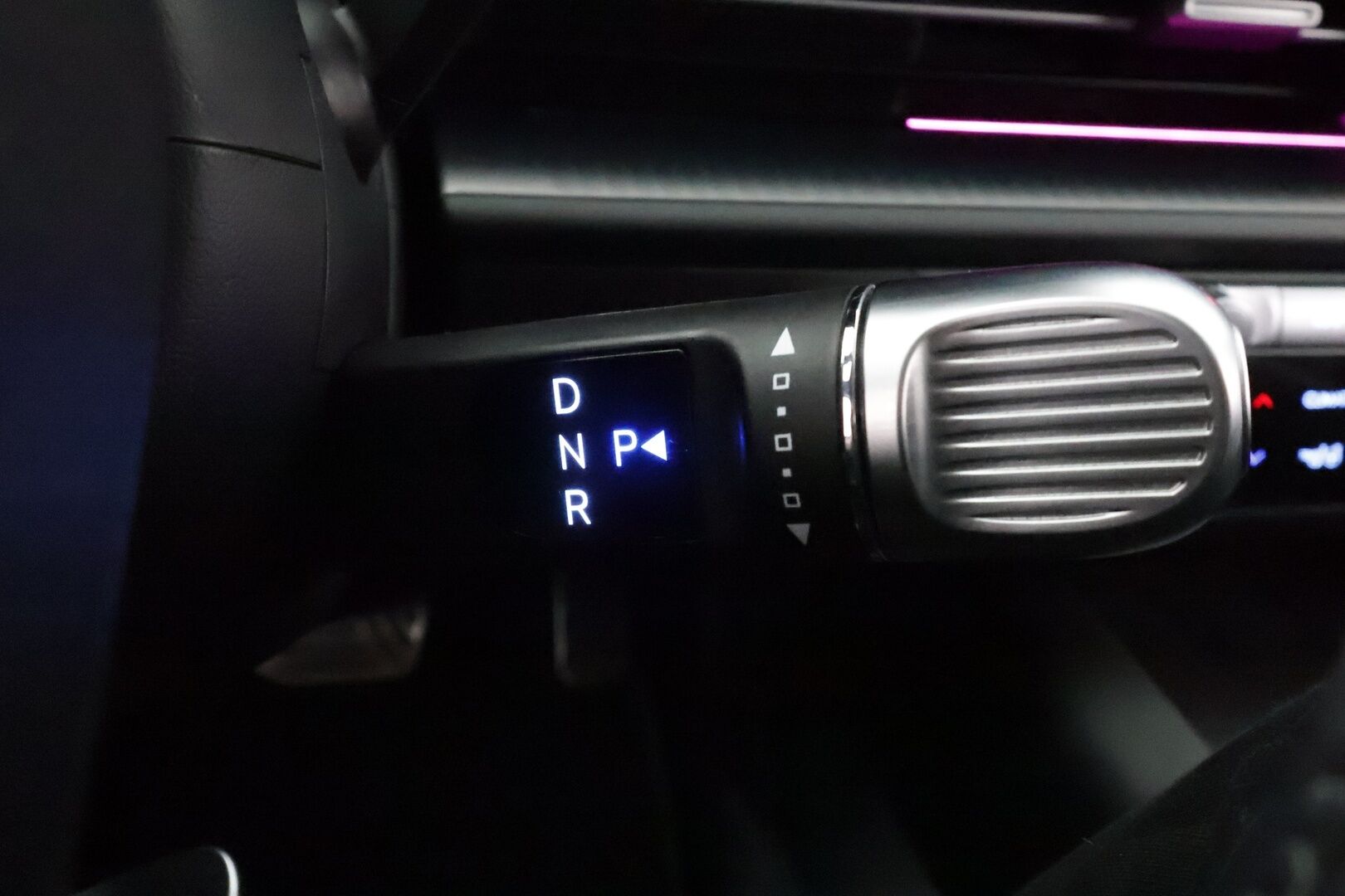 HYUNDAI IONIQ 6 2023 First Edition 4WD 77kWh - | ACC | HUD | Bose | ILP | 360° | Kattoluukku | Matrix LED | Muistipenkki | Navi / Keyless |