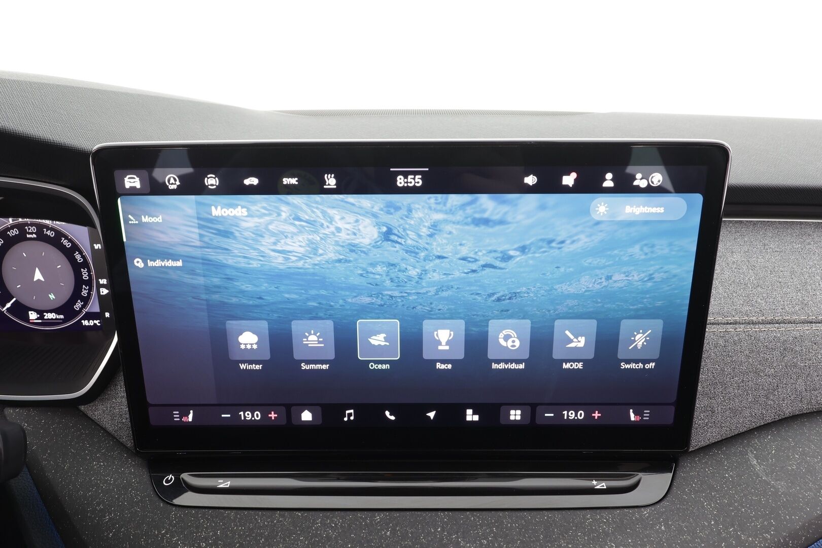 SKODA OCTAVIA 2025 2.0 TDi 110kW Selection DSG - | Facelift | ALV | Webasto | Koukku | 360-Kamera | Matrix LED | Navi | Puolinahat | Keylessgo | Digimittaristo |