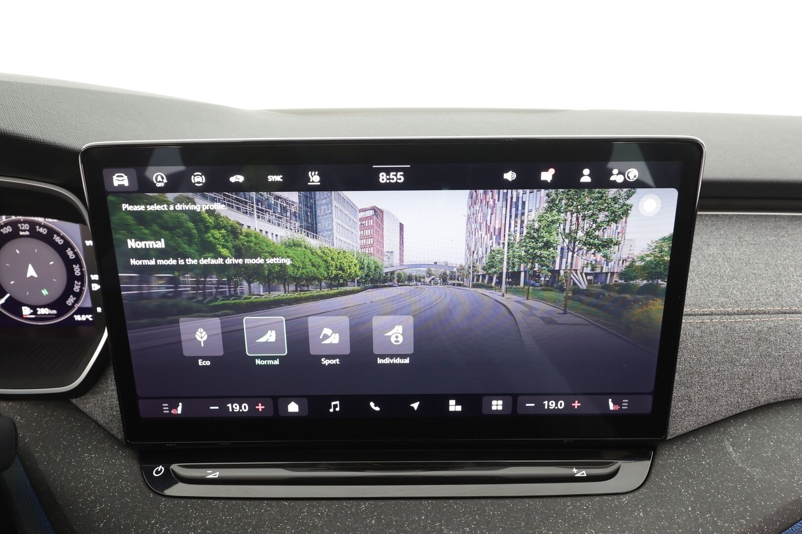 SKODA OCTAVIA 2025 2.0 TDi 110kW Selection DSG - | Facelift | ALV | Webasto | Koukku | 360-Kamera | Matrix LED | Navi | Puolinahat | Keylessgo | Digimittaristo |