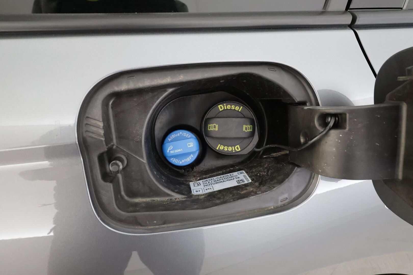 SKODA OCTAVIA 2025 2.0 TDi 110kW Selection DSG * Vakkari / Webasto / Koukku / 360° / Matrix LED / Navi / Puolinahat / Keyless / Digimittaristo * - Facelift - HULLUT AVAJAISHULINAT KORKOTARJOUS 3,29 %