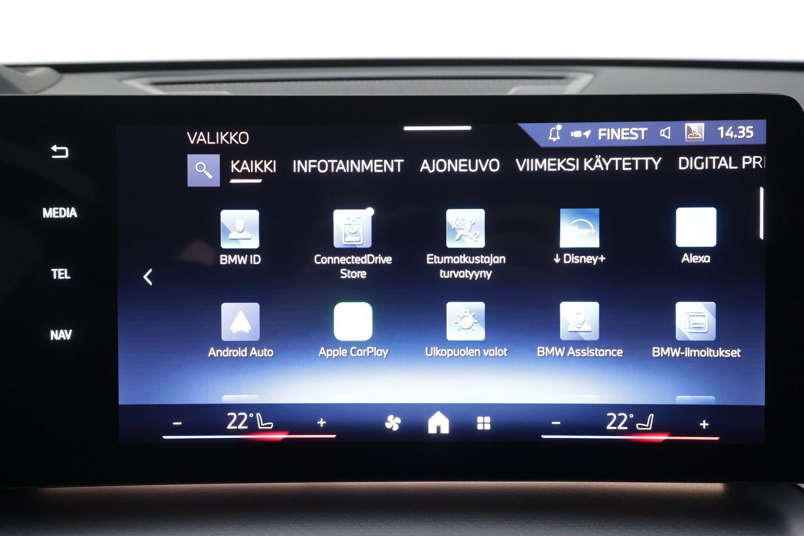 BMW IX1 2025 U11 30 xDrive Fully Charged M Sport - Vetokoukku | ACC | HUD | Widescreen | HiFi | 360-Kamera | Muistipenkki | Adapt.LED