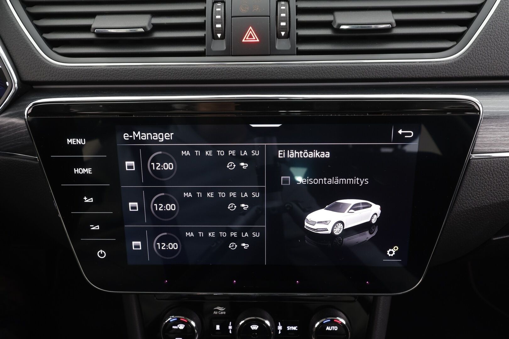 SKODA SUPERB 2023 1.4 TSI PHEV Ambition iV DSG - | Webasto | ACC | Matrix-LED | P.Kamera | Muistipenkki | Navi | Kaistavahti | Keyless | Kahdet renkaat aluvanteilla | 2x Latauskaapelit | Merkkihuollot |