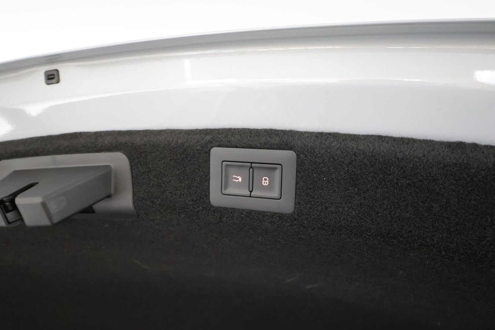 BYD SEAL 2025 Excellence - | ACC | ILP | HUD | Dynaudio | Lasikatto | Sähköpenkit | |360°  Ilmastoidut nahat | Ratinlämmitin | Keyless | Navi|LED |