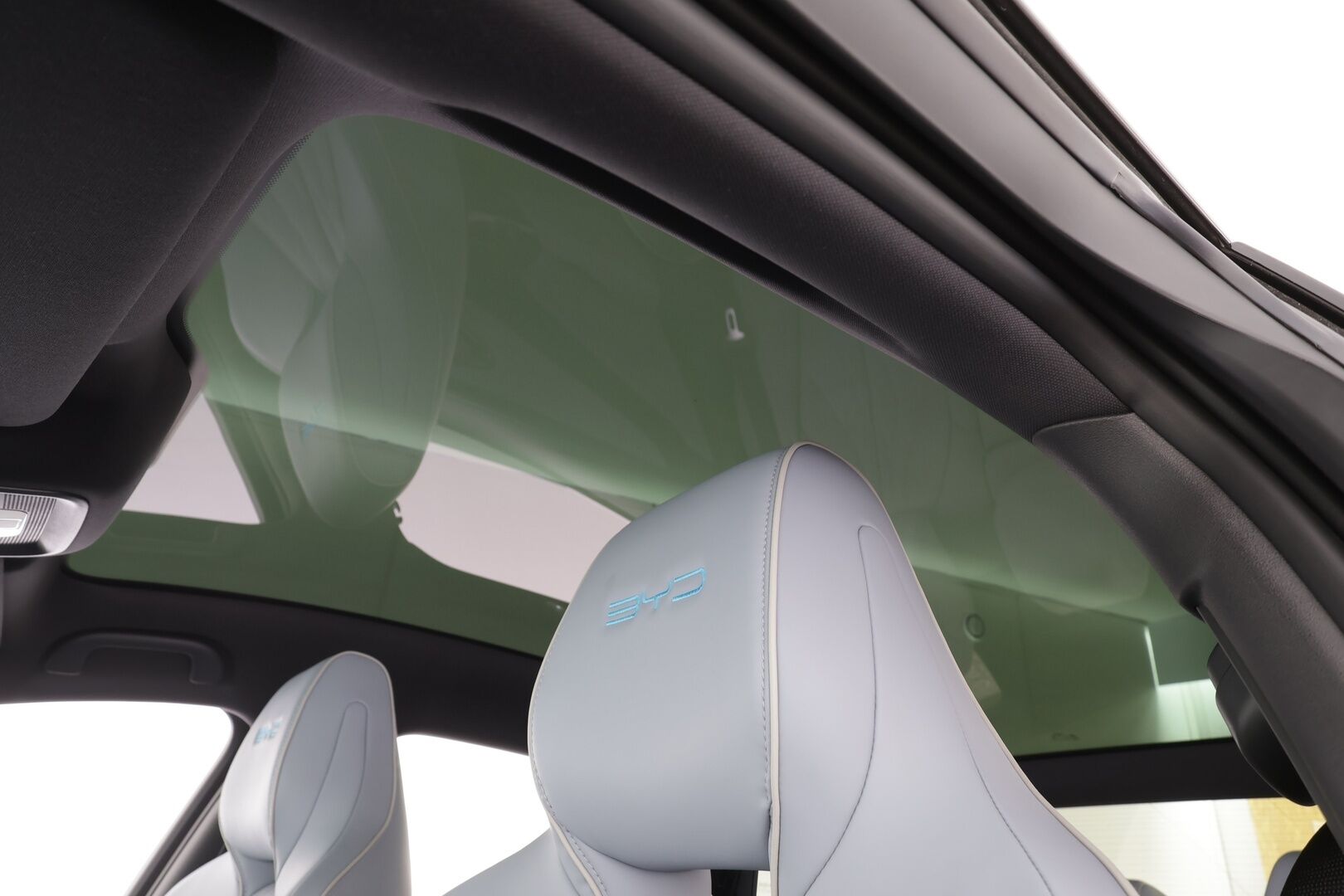 BYD SEAL 2025 Excellence - | ACC | ILP | HUD | Dynaudio | Lasikatto | Sähköpenkit | |360°  Ilmastoidut nahat | Ratinlämmitin | Keyless | Navi|LED |