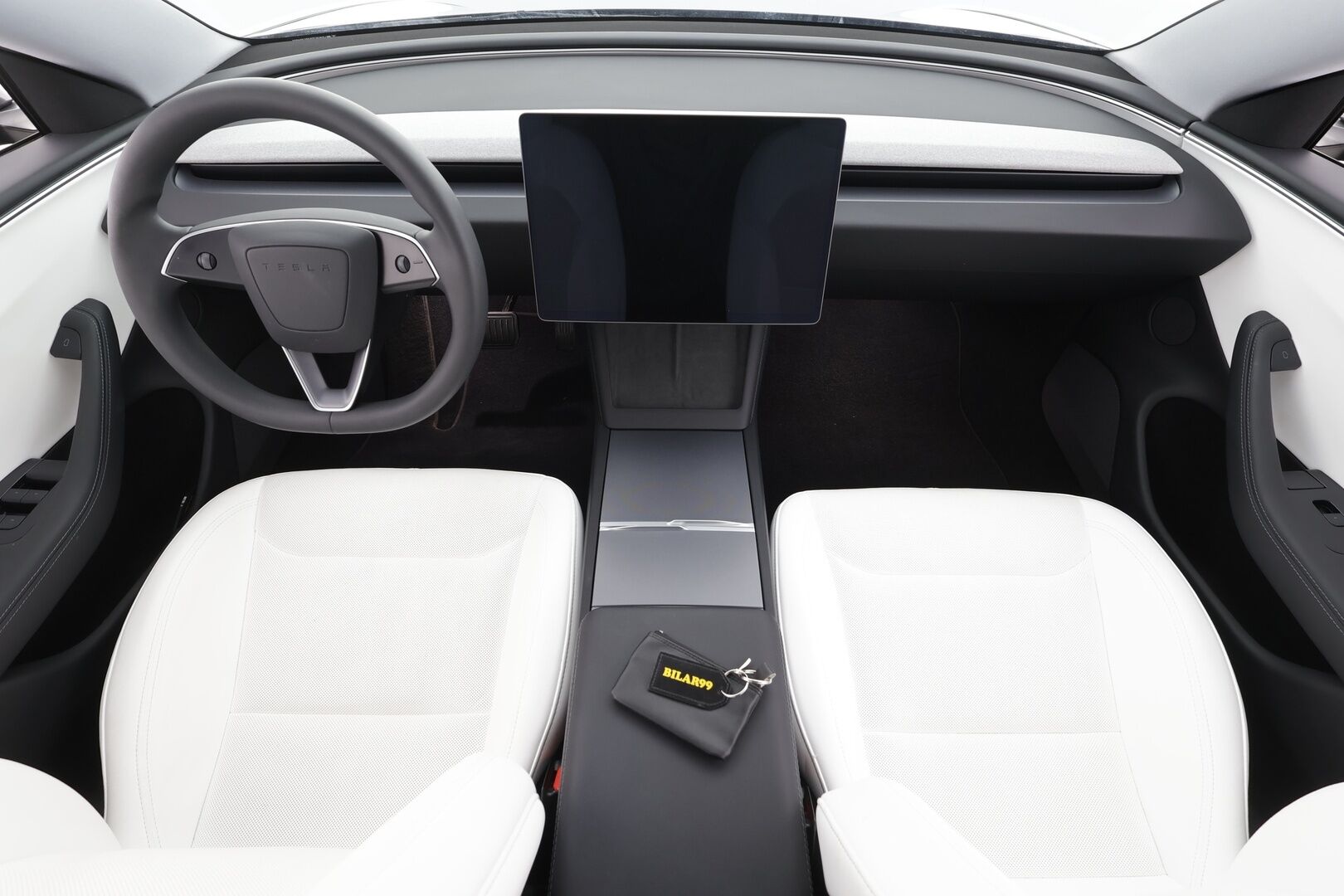 TESLA MODEL 3 2024 Long Range AWD Highland - | ILP | Lasikatto | Premium Audio | Ilmastoidut nahat | Matrix LED | Viihdenäyttö | P.Kamera | Valkoiset nahat | Facelift |