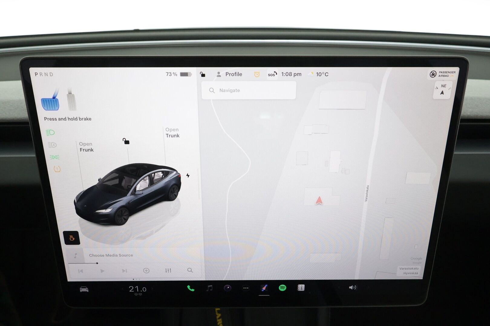 TESLA MODEL 3 2024 Long Range AWD Highland - | ILP | Lasikatto | Premium Audio | Ilmastoidut nahat | Matrix LED | Viihdenäyttö | P.Kamera | Valkoiset nahat | Facelift |