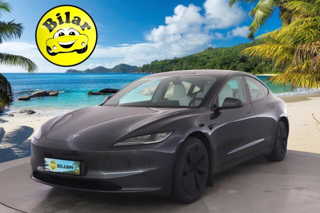 TESLA MODEL 3 2024