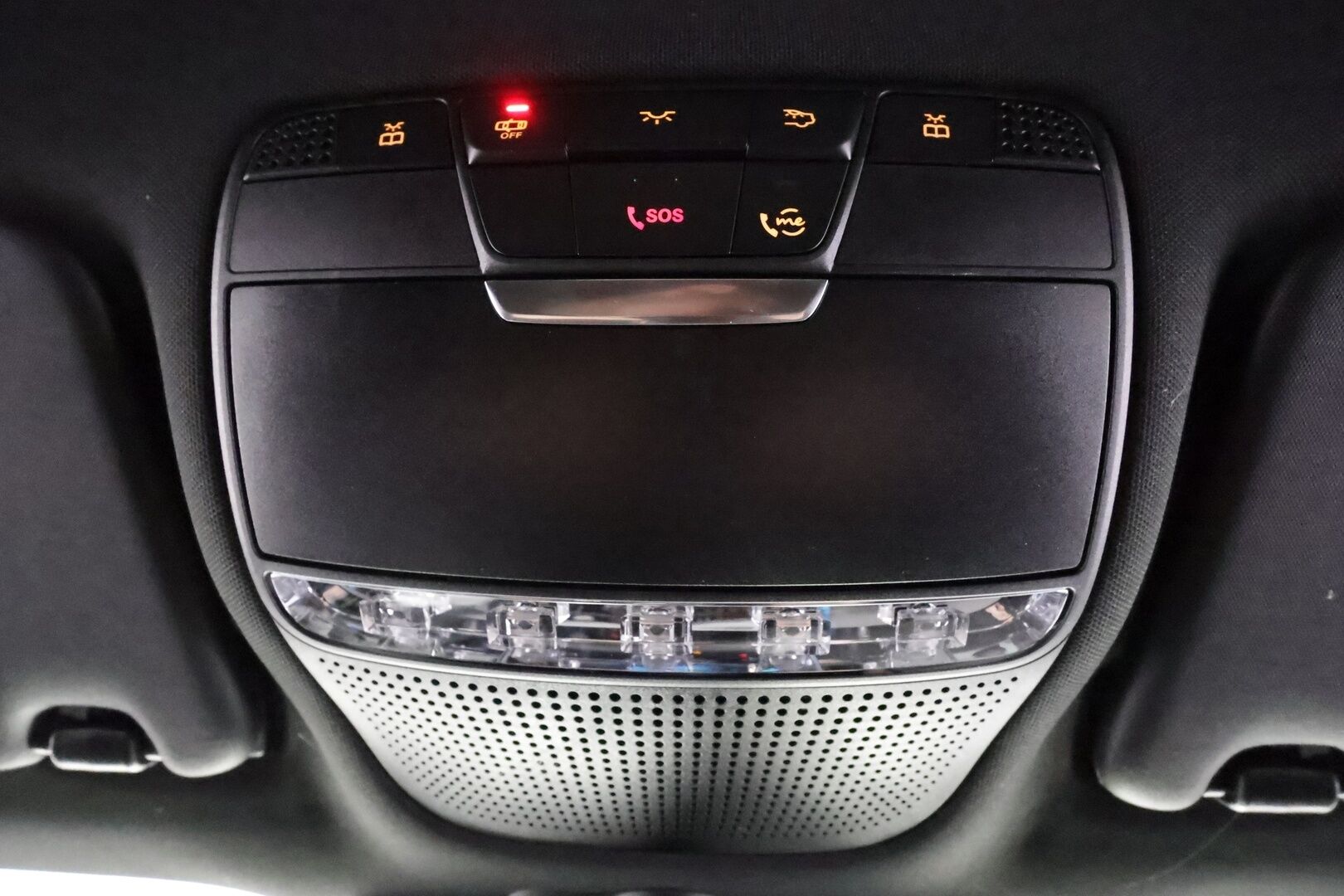 MERCEDES-BENZ EQC 2021 400 4Matic - Distronic+ | Muistipenkit | 360° | Midline | Multibeam | AMG-Sisäpaketti | Navi | Keyless | Tuplalasit | SoH 97,8% | Kahdet renkaat aluvanteilla | Juuri merkkihuollettu