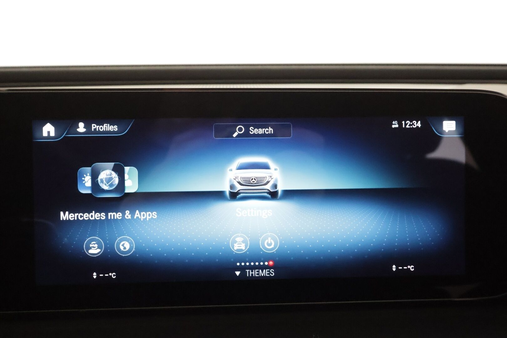 MERCEDES-BENZ EQC 2021 400 4Matic - Distronic+ | Muistipenkit | 360° | Midline | Multibeam | AMG-Sisäpaketti | Navi | Keyless | Tuplalasit | SoH 97,8% | Kahdet renkaat aluvanteilla | Juuri merkkihuollettu