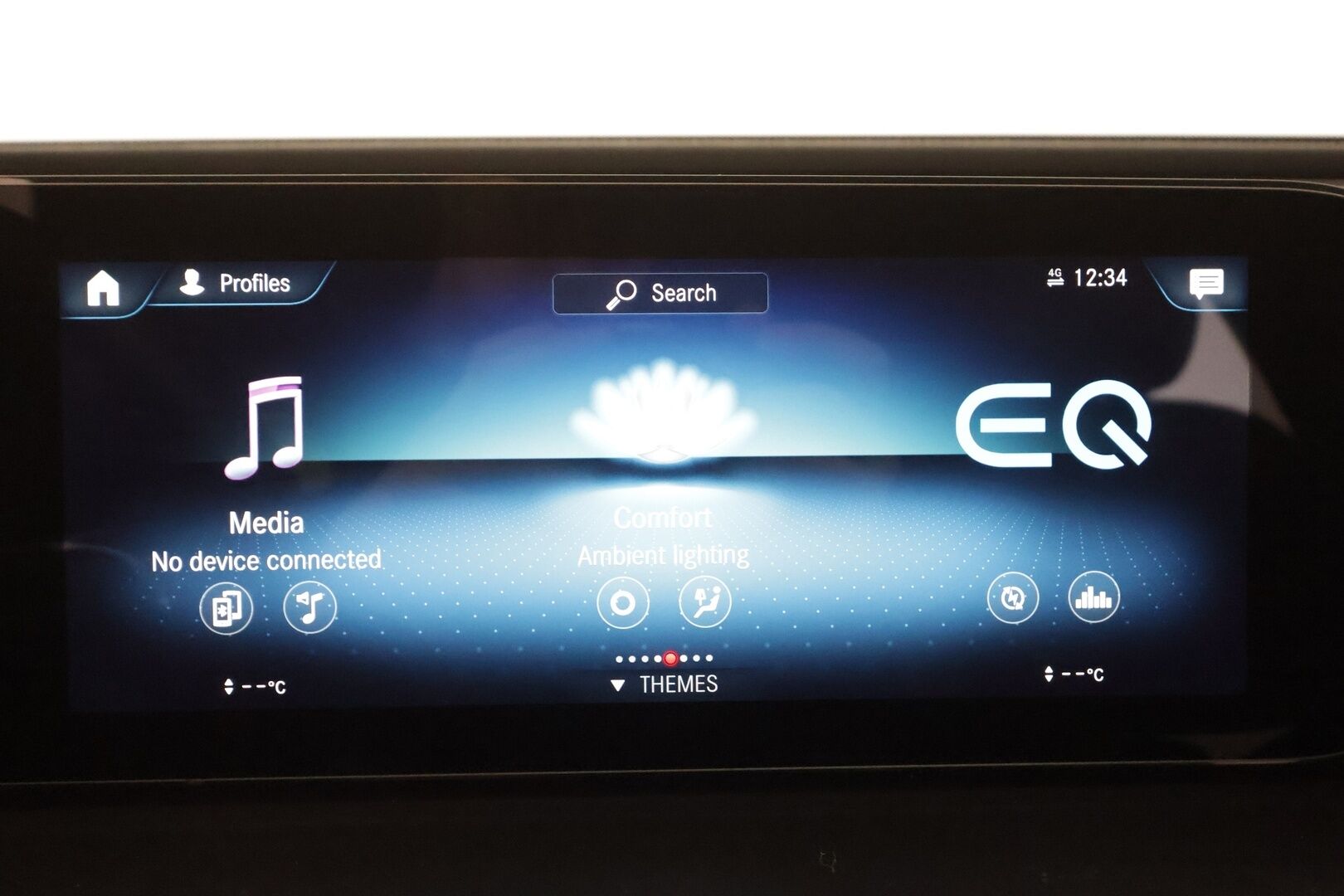 MERCEDES-BENZ EQC 2021 400 4Matic - Distronic+ | Muistipenkit | 360° | Midline | Multibeam | AMG-Sisäpaketti | Navi | Keyless | Tuplalasit | SoH 97,8% | Kahdet renkaat aluvanteilla | Juuri merkkihuollettu