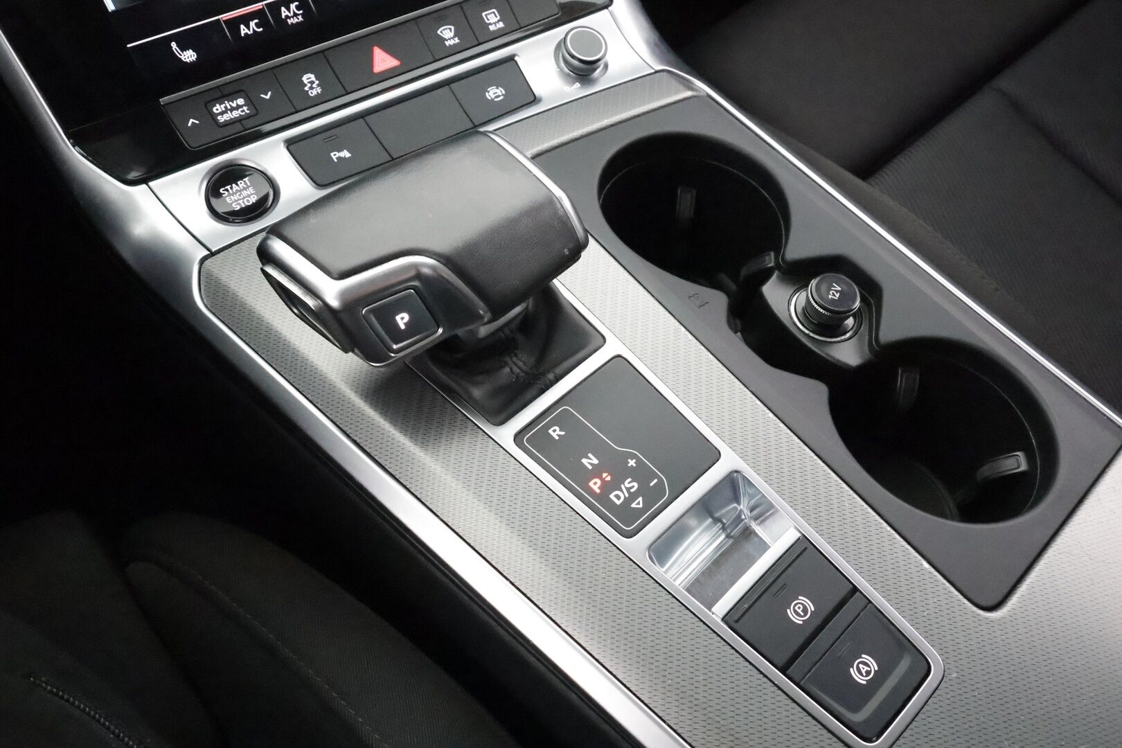 AUDI A6 2022 Avant Business Sport 50 TFSI e quattro S-tronic - | ACC | Digimittari | Koukku | Sporttipenkit | Navi | LED | Sähköluukku | Akku kuntotarkastettu | Kahdet renkaat aluvanteilla | Merkkihuollettu |
