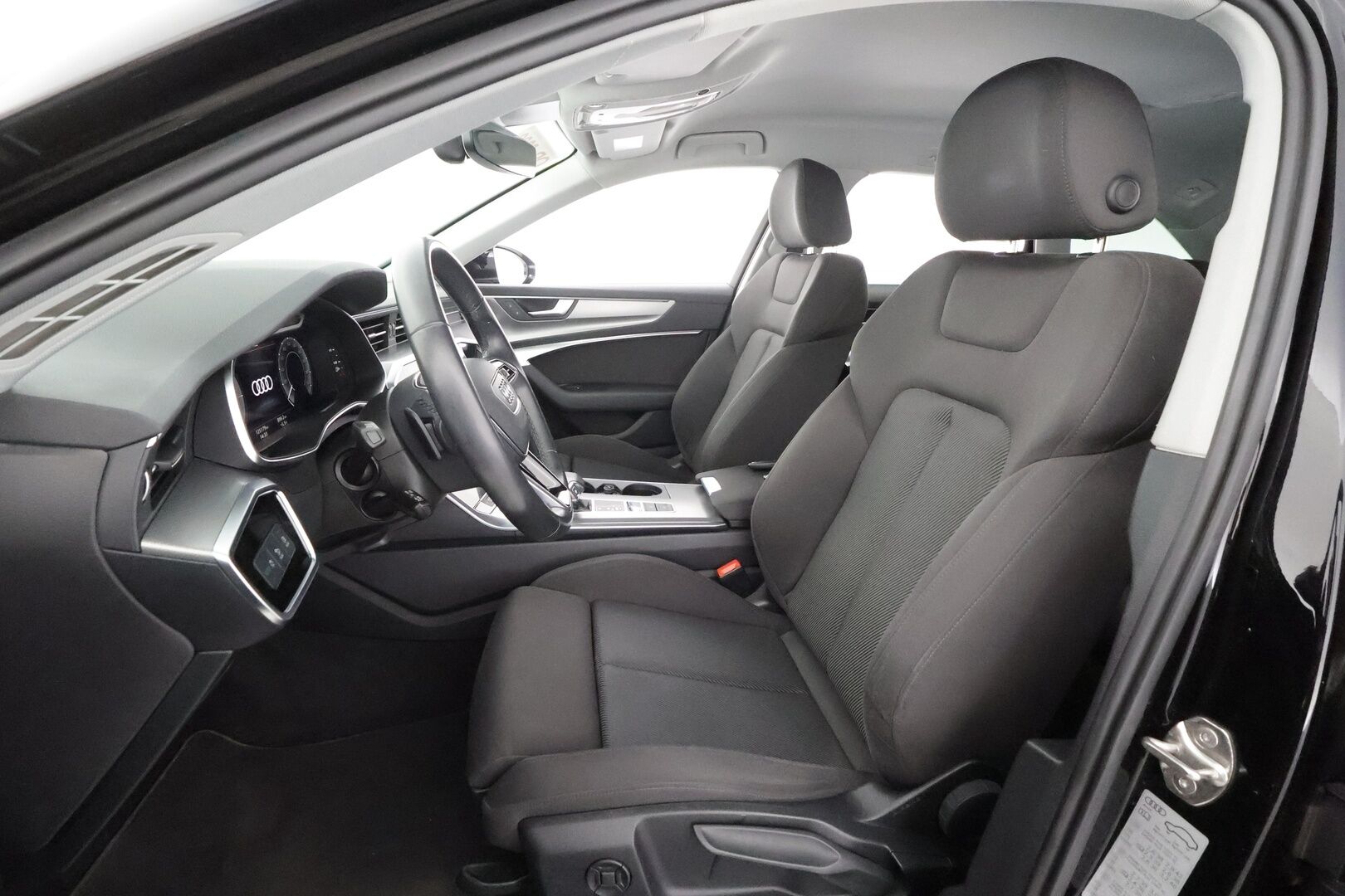 AUDI A6 2022 Avant Business Sport 50 TFSI e quattro S-tronic - | ACC | Digimittari | Koukku | Sporttipenkit | Navi | LED | Sähköluukku | Akku kuntotarkastettu | Kahdet renkaat aluvanteilla | Merkkihuollettu |