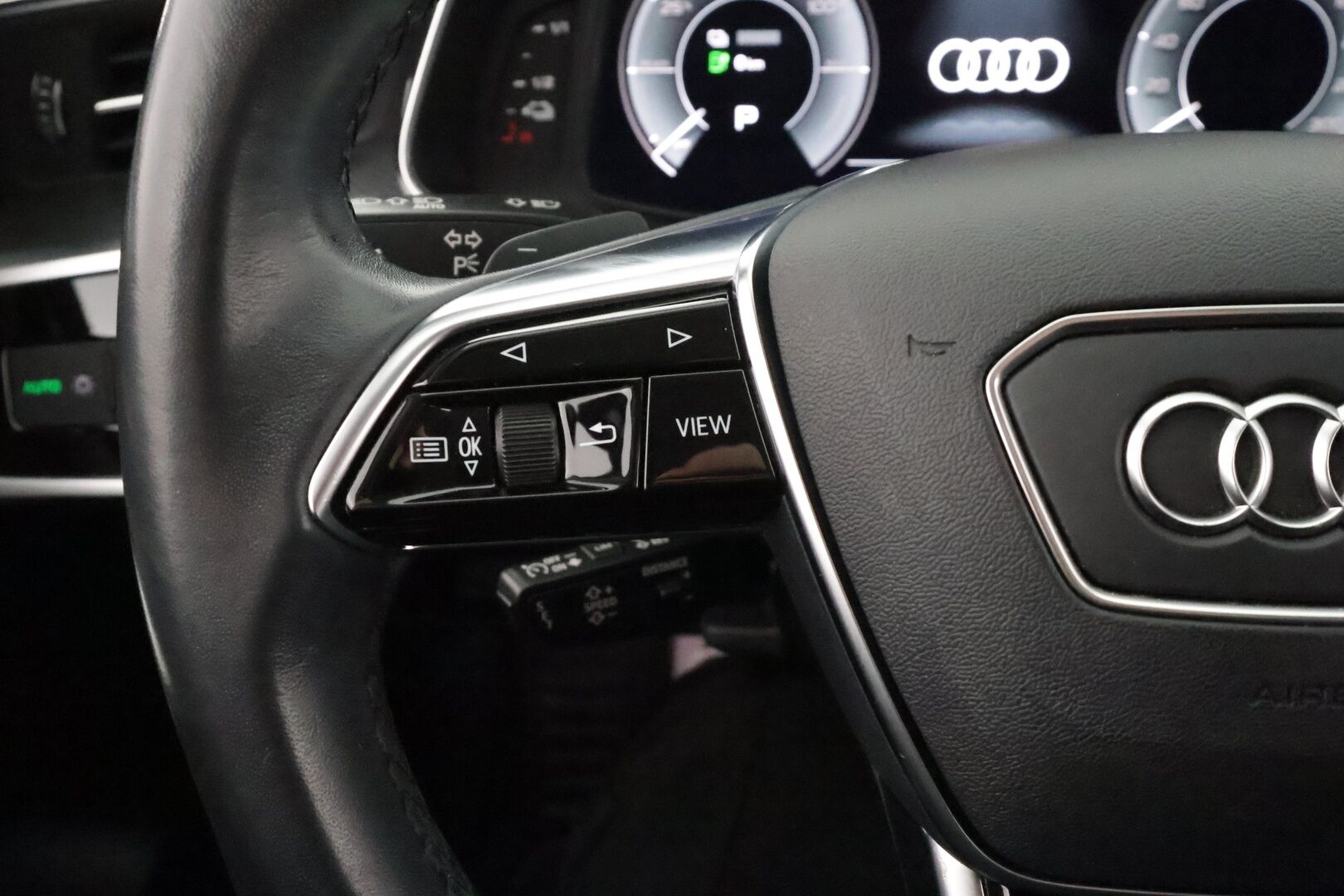 AUDI A6 2022 Avant Business Sport 50 TFSI e quattro S-tronic - | ACC | Digimittari | Koukku | Sporttipenkit | Navi | LED | Sähköluukku | Akku kuntotarkastettu | Kahdet renkaat aluvanteilla | Merkkihuollettu |
