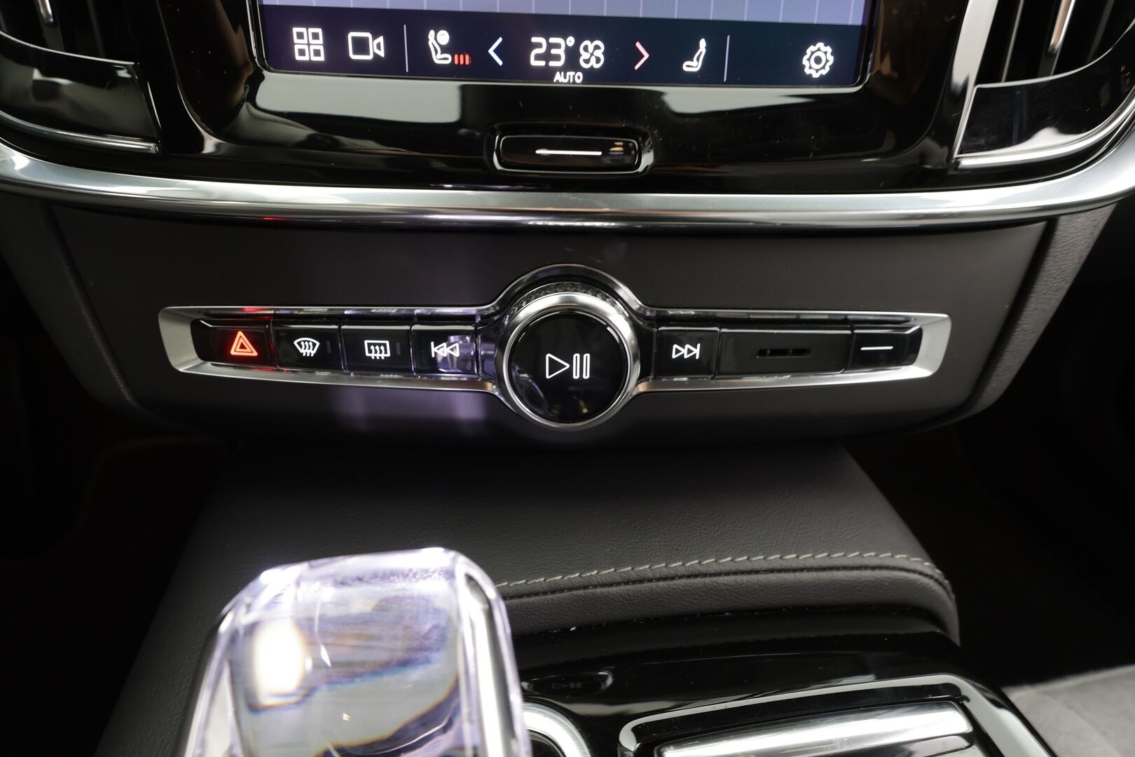 Volvo V90 2023 T6 AWD Long Range Plus Dark aut - | Lisälämmitin | H&K | ACC | Full-LED | 360 | Sporttipenkit Muistilla | Kaistavahti | Keyless |