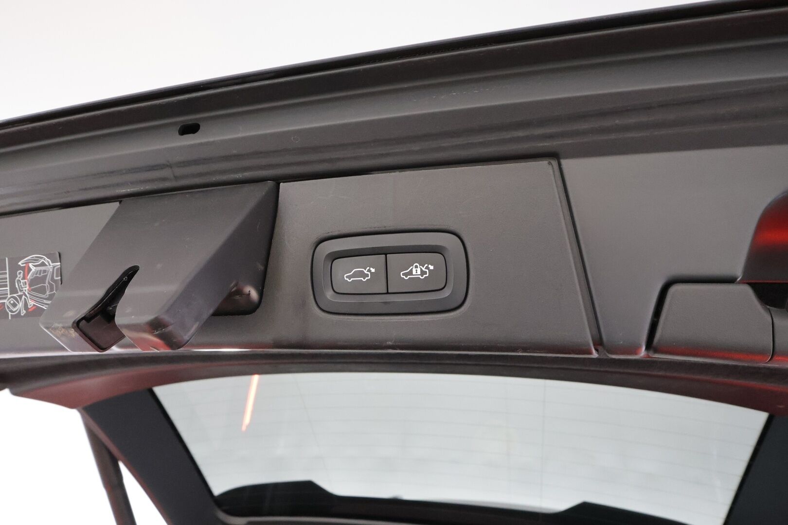 Volvo V90 2023 T6 AWD Long Range Plus Dark aut - | Lisälämmitin | H&K | ACC | Full-LED | 360 | Sporttipenkit Muistilla | Kaistavahti | Keyless |