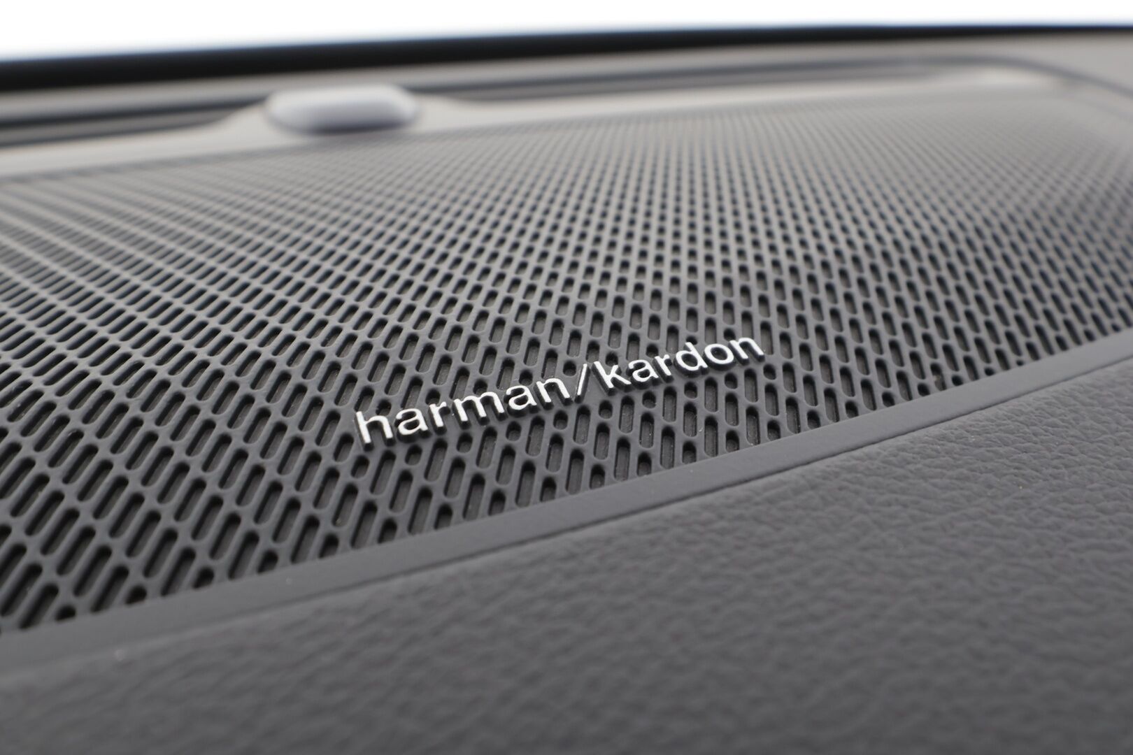 Volvo V90 2023 T6 AWD Long Range Plus Dark aut - | Lisälämmitin | H&K | ACC | Full-LED | 360 | Sporttipenkit Muistilla | Kaistavahti | Keyless |