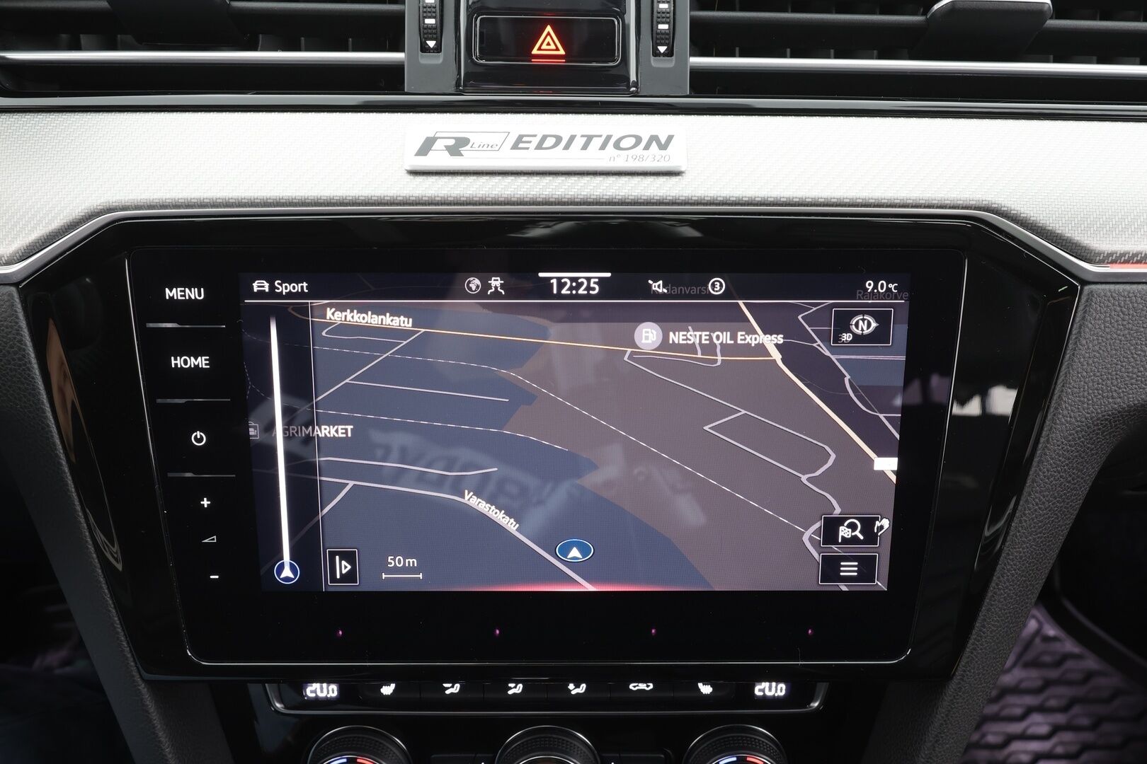 VOLKSWAGEN PASSAT 2020 Variant Highline 2,0 TSI 200 kW (272 hv) 4MOTION DSG-automaatti R-Line Edition - | ACC | Digimittari | Koukku | Webasto | Sporttinahat | Matrix LED | P.Kamera | Adaptiivinen alusta | Navi | Keyless | Merkkihuollettu | Huippusiisti | 