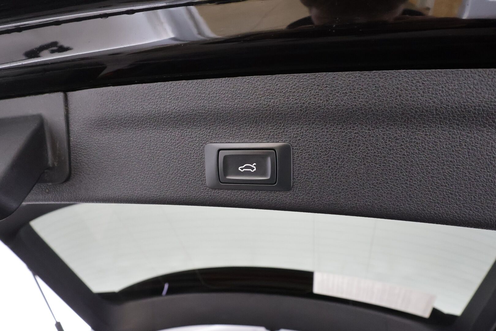 AUDI A6 2023 Avant Business Sport 55 TFSI e quattro Stronic Electrified Edition - Kahdet renkaat aluvanteilla | Merkkihuollot | 2x Latauskaapelit | Koukku | ACC | Matrix | P.Tutkat | Sportpenkit |
