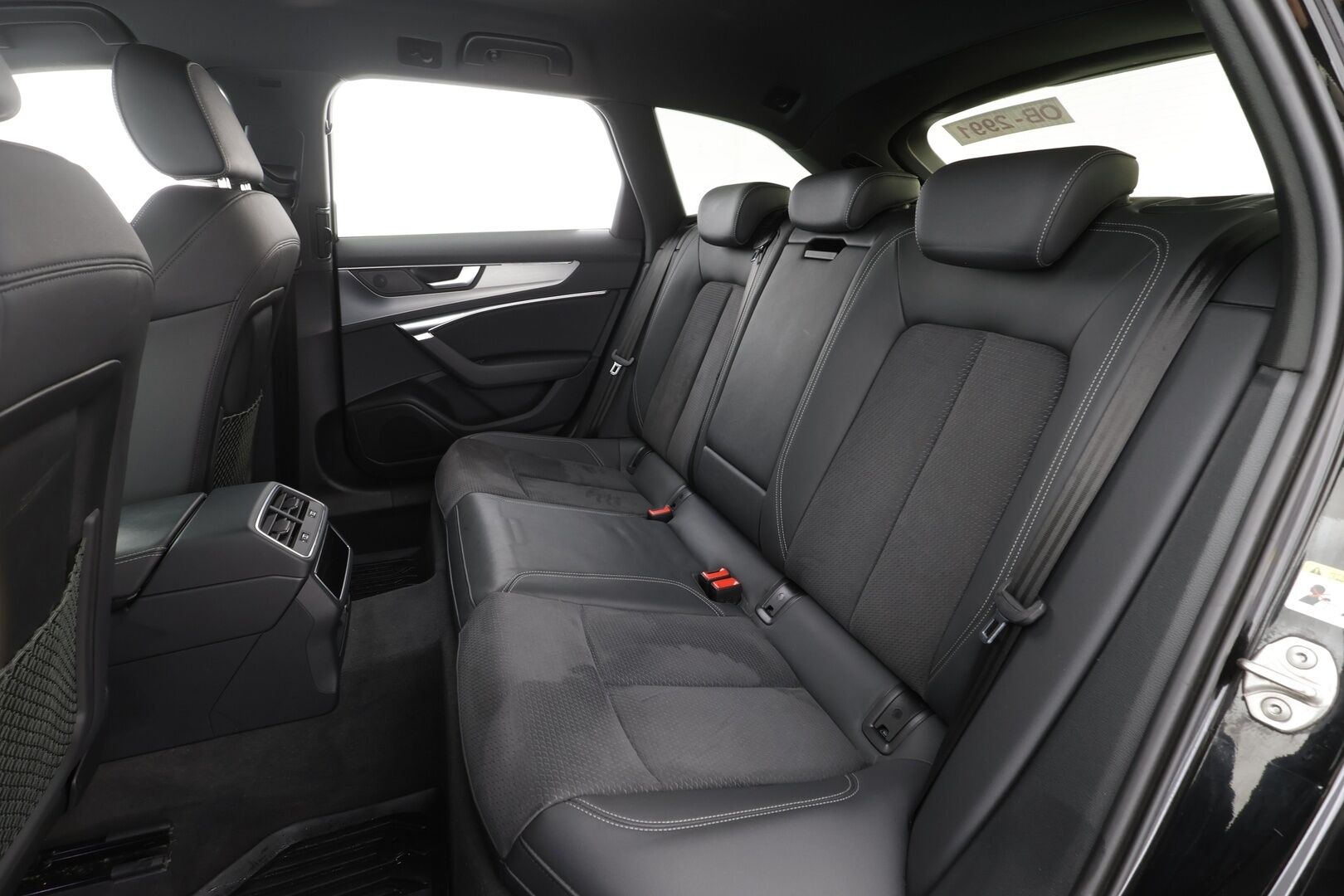 AUDI A6 2023 Avant Business Sport 55 TFSI e quattro Stronic Electrified Edition - Kahdet renkaat aluvanteilla | Merkkihuollot | 2x Latauskaapelit | Koukku | ACC | Matrix | P.Tutkat | Sportpenkit |