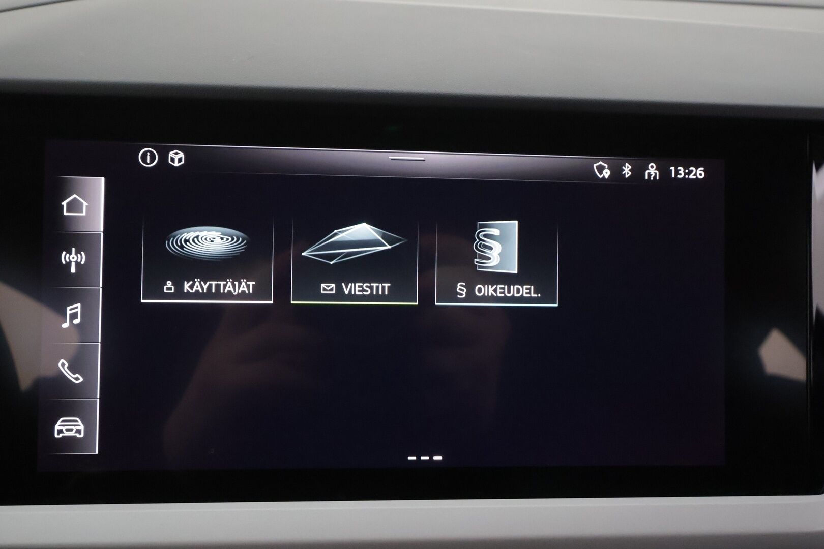 AUDI Q4 E-TRON 2022 Edition Advanced 50 quattro - ILP | Koukku | ACC | Sonos | P. Kamera | Sporttipenkit | LED | Digimittaristo | Navi | 2x latauskaapelit | Kahdet renkaat aluvanteilla | Merkkihuollot