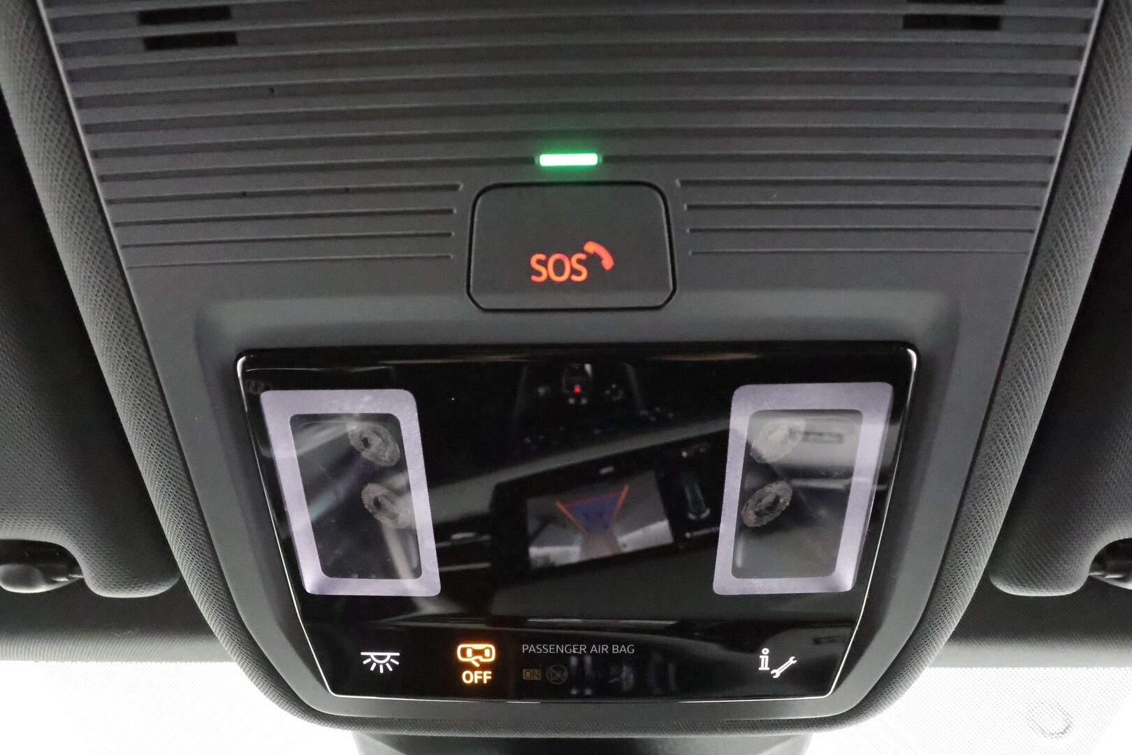 AUDI Q4 E-TRON 2022 Edition Advanced 50 quattro - ILP | Koukku | ACC | Sonos | P. Kamera | Sporttipenkit | LED | Digimittaristo | Navi | 2x latauskaapelit | Kahdet renkaat aluvanteilla | Merkkihuollot