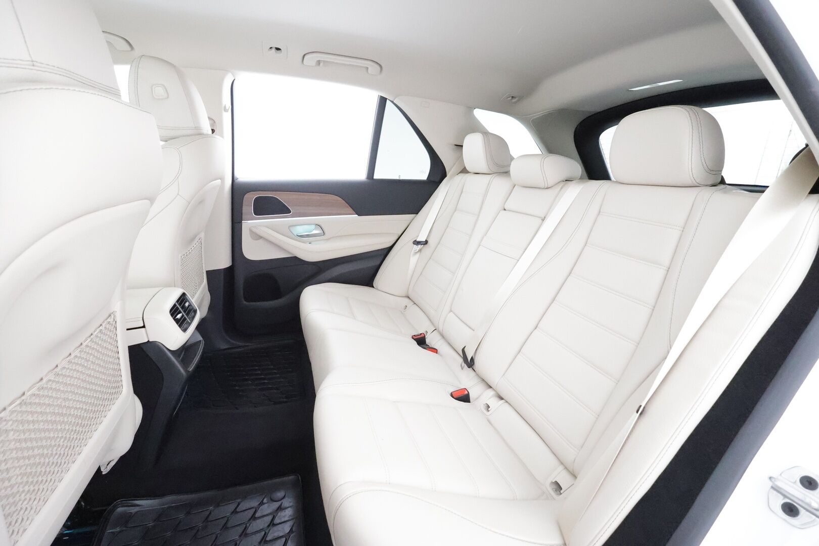MERCEDES-BENZ GLE 2022 350de 4Matic SE Edition - Distronic+ | Airmatic | Muistipenkit | Koukku | 360° | Vaaleat nahat | NAVI | LED | Ratinlämmitin