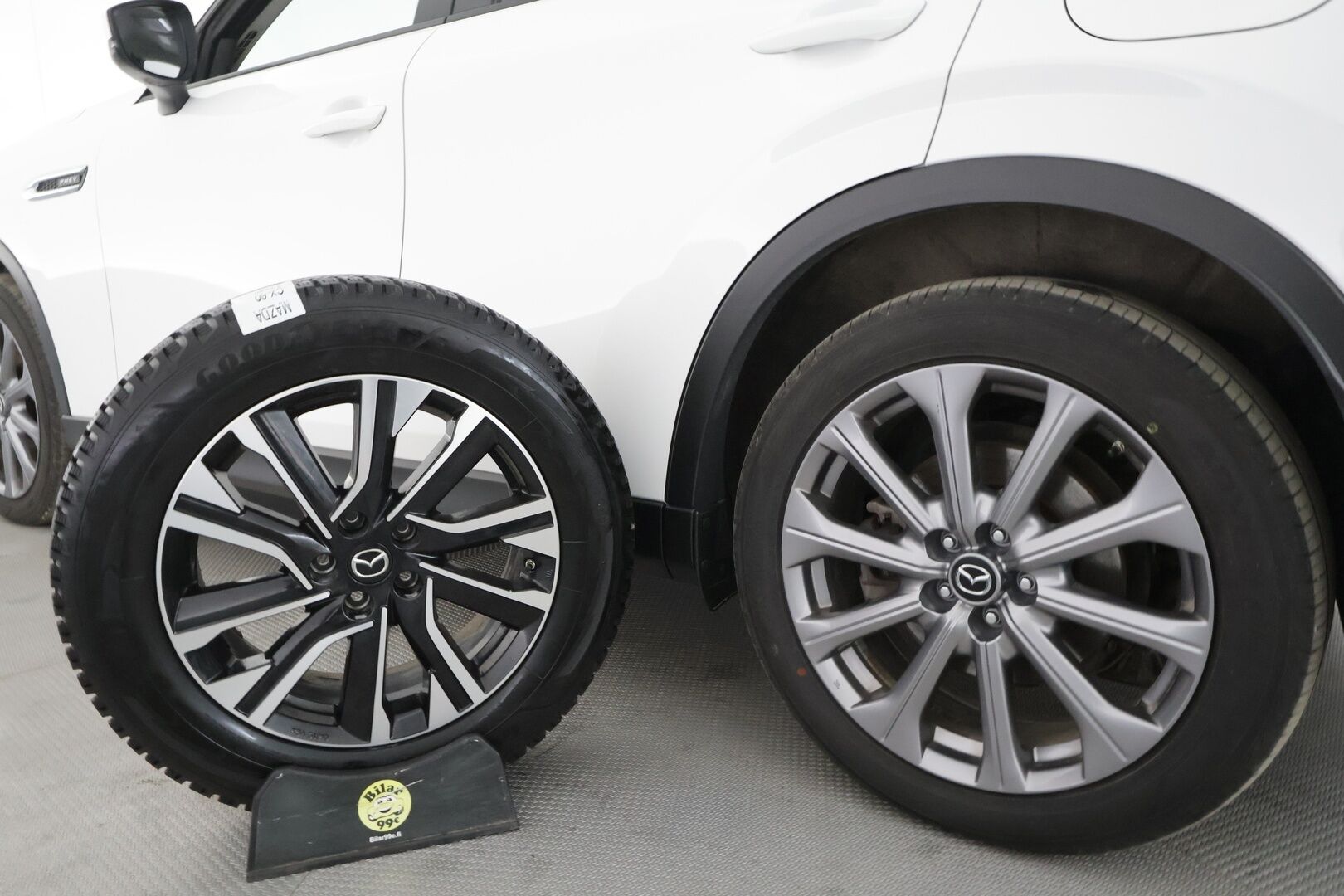 MAZDA CX-60 2023 2.5 PHEV 8AT AWD Exclusive-Line Business - | HUD | LED | ALV | P.Kamera | Kaistavahti | Katveavustin | Navi | Koukku | Keyless | 2x Latauskaapelit | Kahdet renkaat aluvanteilla |