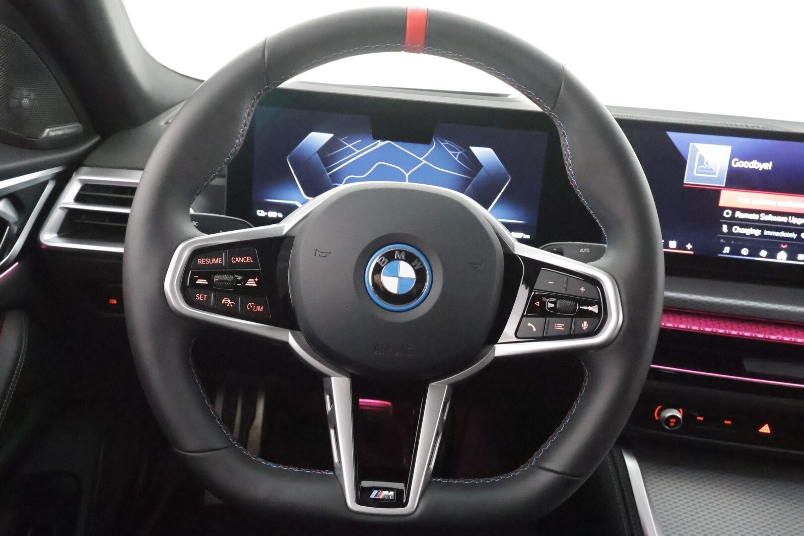 BMW I4 M60 2026 M60 xDrive Fully Charged * ACC / HUD / H&K / Koukku / Adapt.LED / 360° / Muistipenkki / Comfort Access * - Akuston esilämmitys / Sporttinahat / Kahdet renkaat aluvanteilla / Huippuvarusteet