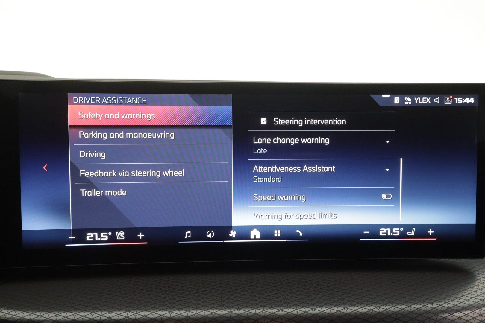 BMW I4 M60 2026 M60 xDrive Fully Charged * ACC / HUD / H&K / Koukku / Adapt.LED / 360° / Muistipenkki / Comfort Access * - Akuston esilämmitys / Sporttinahat / Kahdet renkaat aluvanteilla / Huippuvarusteet