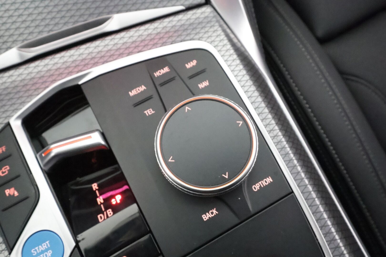 BMW I4 M60 2026 M60 xDrive Fully Charged - | ACC | HUD | H&K | Koukku | Adapt.LED | 360° | Muistipenkki | Comfort Access | Akuston esilämmitys | Sporttinahat |