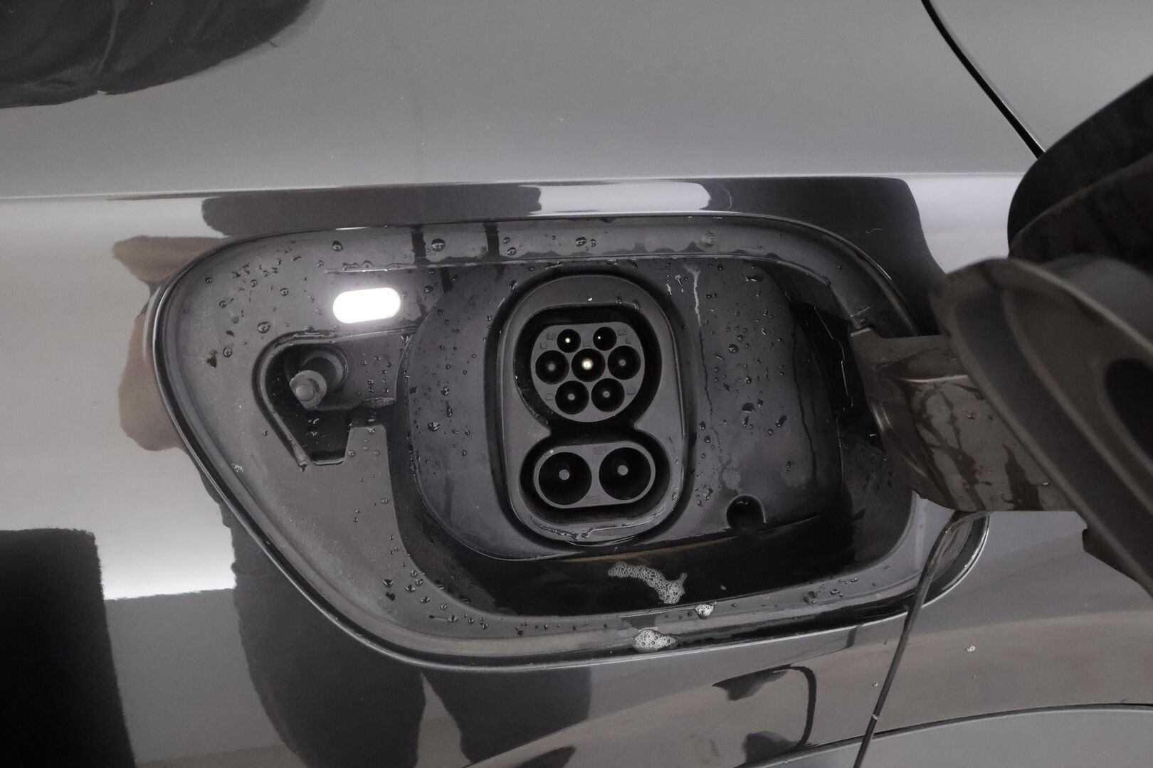 VOLKSWAGEN ID.4 2022 GTX Dual Motor 220kW - ILP | Koukku | ACC / Matrix | P.Kamera | Kaistavahti | NAVI | Keyless