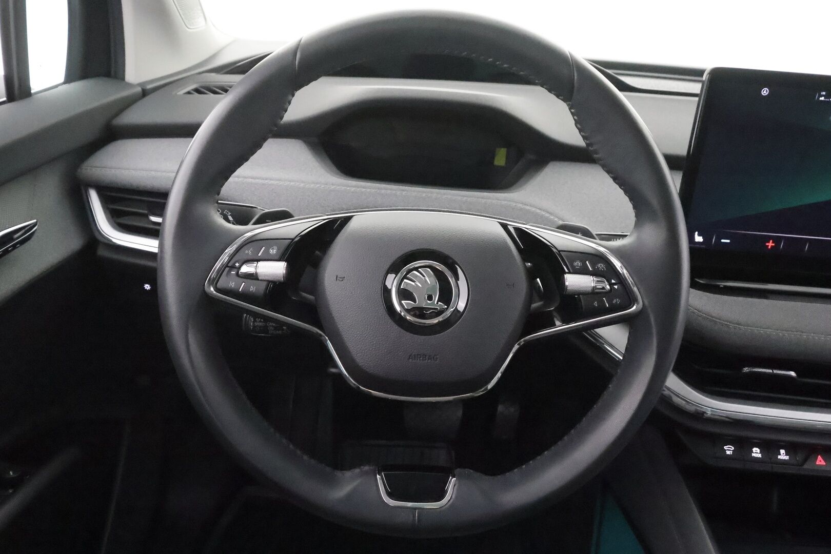 SKODA ENYAQ 2023 80x 4x4 iV - Panorama | HUD | ACC | ILP | P.kamera | Matrix | Muistipenkki | Keyless