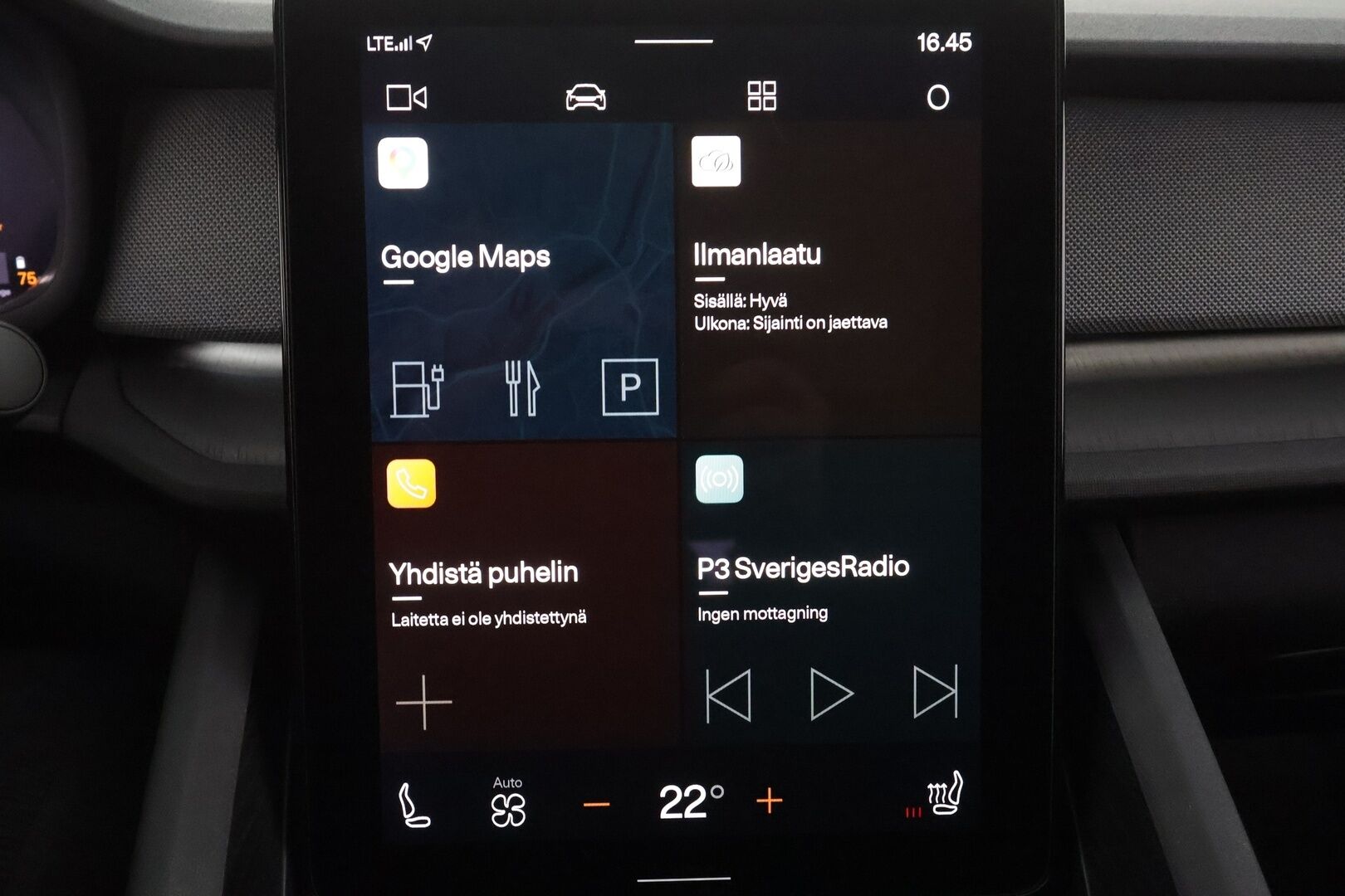 POLESTAR 2 2023 Long Range Single Motor, 170kW * ILP / Lasikatto / H&K / ACC / LED / 360 / Sportpenkki Muistilla / Navi / Keyless * - 2x Latauskaapelit / Kahdet renkaat aluvanteilla