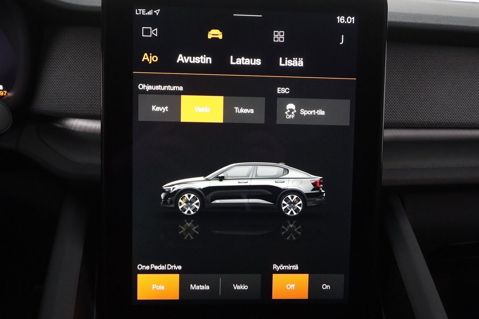 POLESTAR 2 2024 Long range Dual motor Performance 350kW, 82kWh - | Pilot&Plus Paketti | ACC | H&K | Lasikatto | 360° | Muistipenkki | Pixel LED | 2x Performance vanteet | Merkkihuollettu |