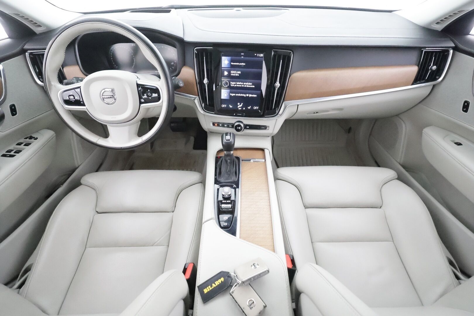 Volvo V90 2019 T6 AWD Inscription aut. - | Harvinainen puhdas bensa! | Pilot assist | Koukku | Webasto | HUD | Panorama | Full-LED | P-kamera | Sporttipenkit |