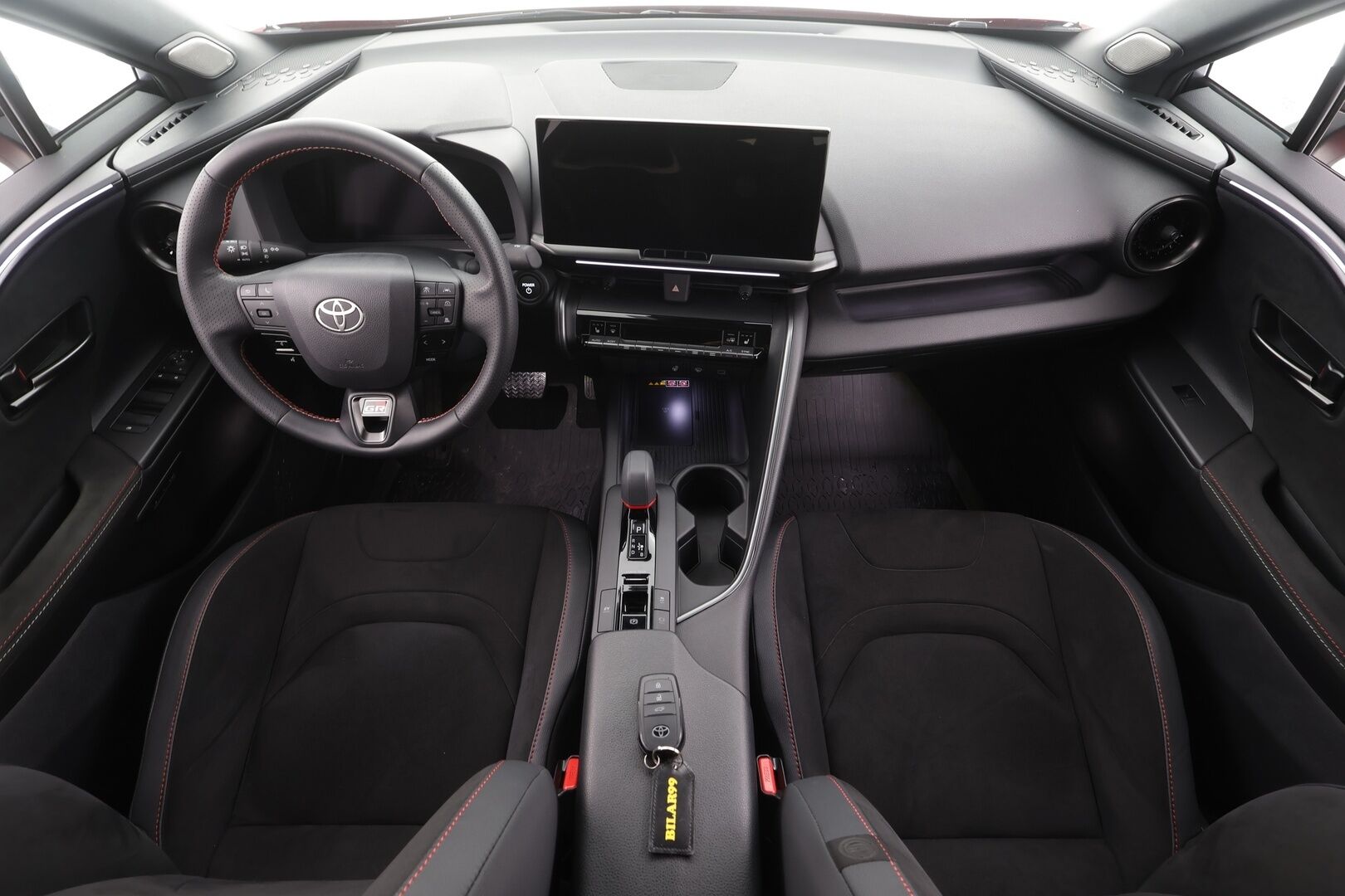 Toyota C-HR 2024 2,0 Hybrid AWD-i GR SPORT - | HUD | JBL | Adapt.vakkari | P.kamera | Muistipenkki |Sporttipenkit |  Navi | KeylessGo | Kahdet renkaat aluvanteilla | Merkkihuollettu