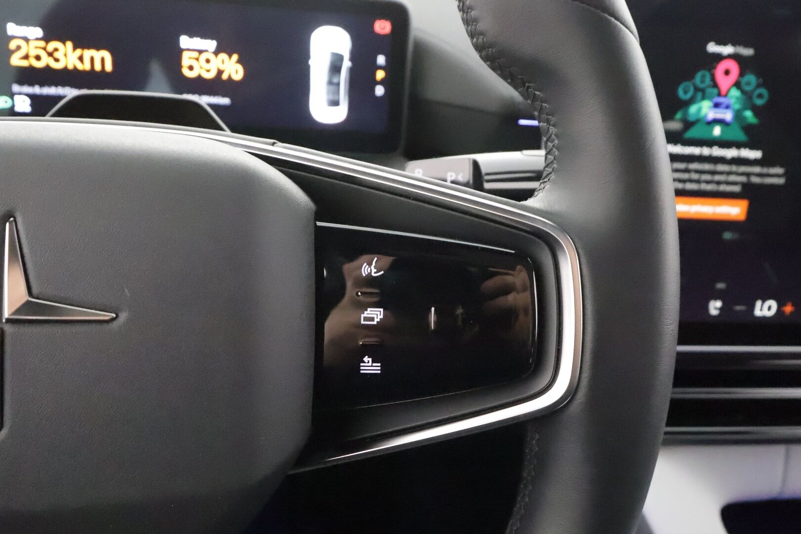Polestar 4 2024 Long Range Dual motor * Pilot assist / ILP / Lasikatto / HUD / Pixel-LED / H/K / 360-Kamera / Sähkösäätöiset istuimet * - Tulossa Tampereelle!