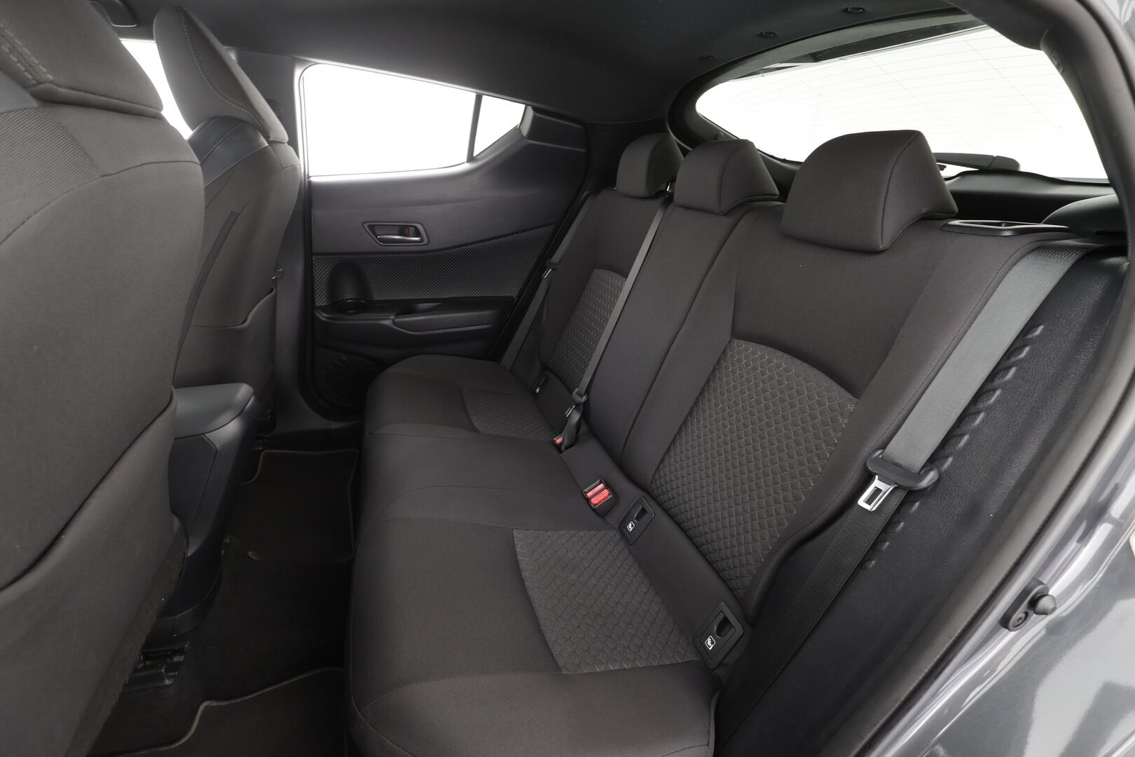 TOYOTA C-HR 2023 2,0 Hybrid Intense * ACC / LED / P.Kamera / Navi / Kaistavahti / Keyless * - | ACC | LED | P.Kamera | Navi | Kaistavahti | Keyless | Merkkihuollot |
