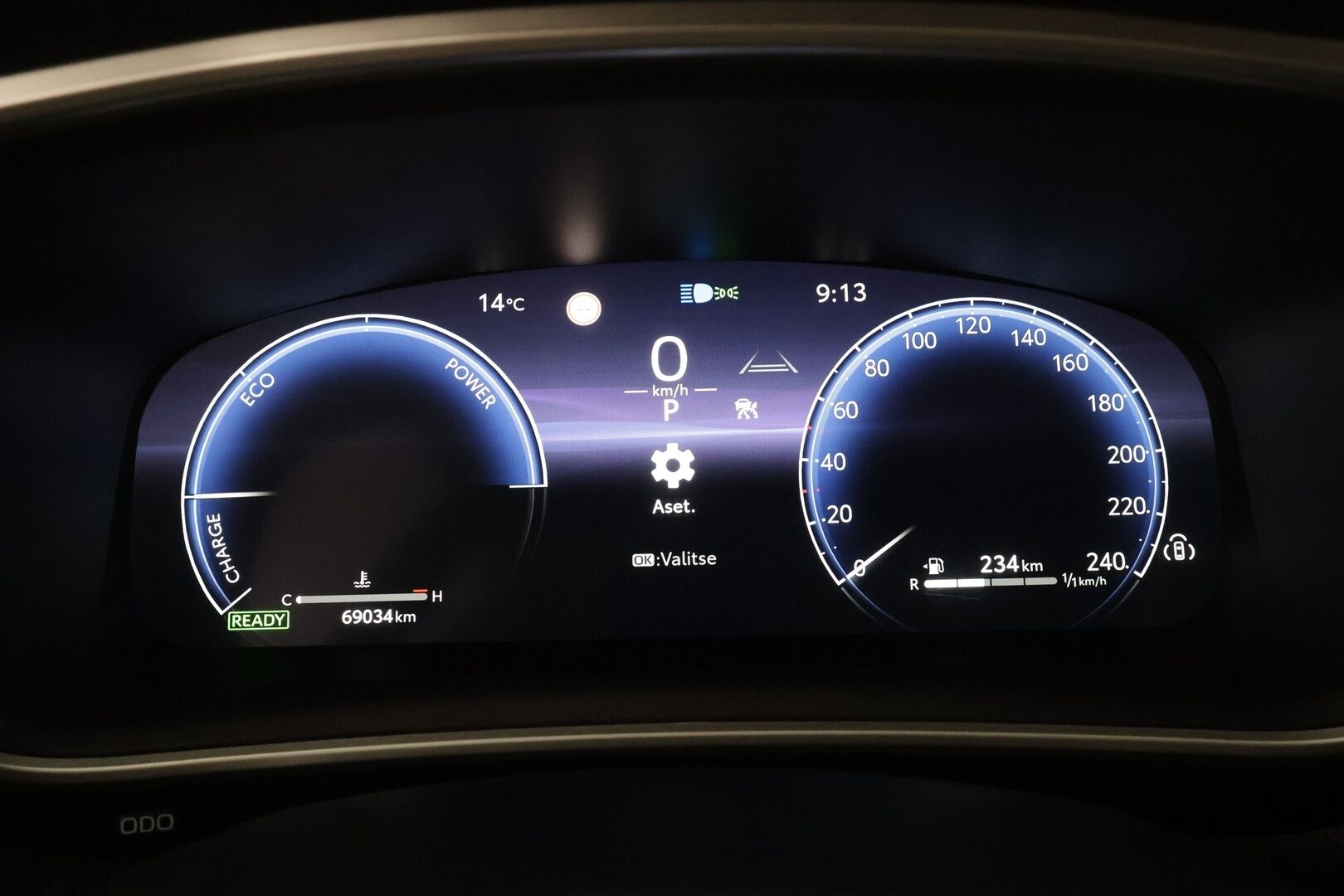 TOYOTA COROLLA CROSS 2023 2.0 Hybrid AWD-i Premium - | ACC | JBL | P.Kamera | Sähköpenkki | Digimittari | Ratinlämmitin | Keylessgo | Nahat | LED | Ratinlämmitin |
