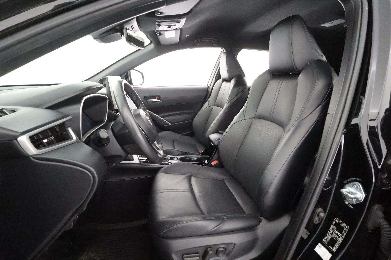 TOYOTA COROLLA CROSS 2023 2.0 Hybrid AWD-i Premium - | ACC | JBL | P.Kamera | Sähköpenkki | Digimittari | Ratinlämmitin | Keylessgo | Nahat | LED | Ratinlämmitin |