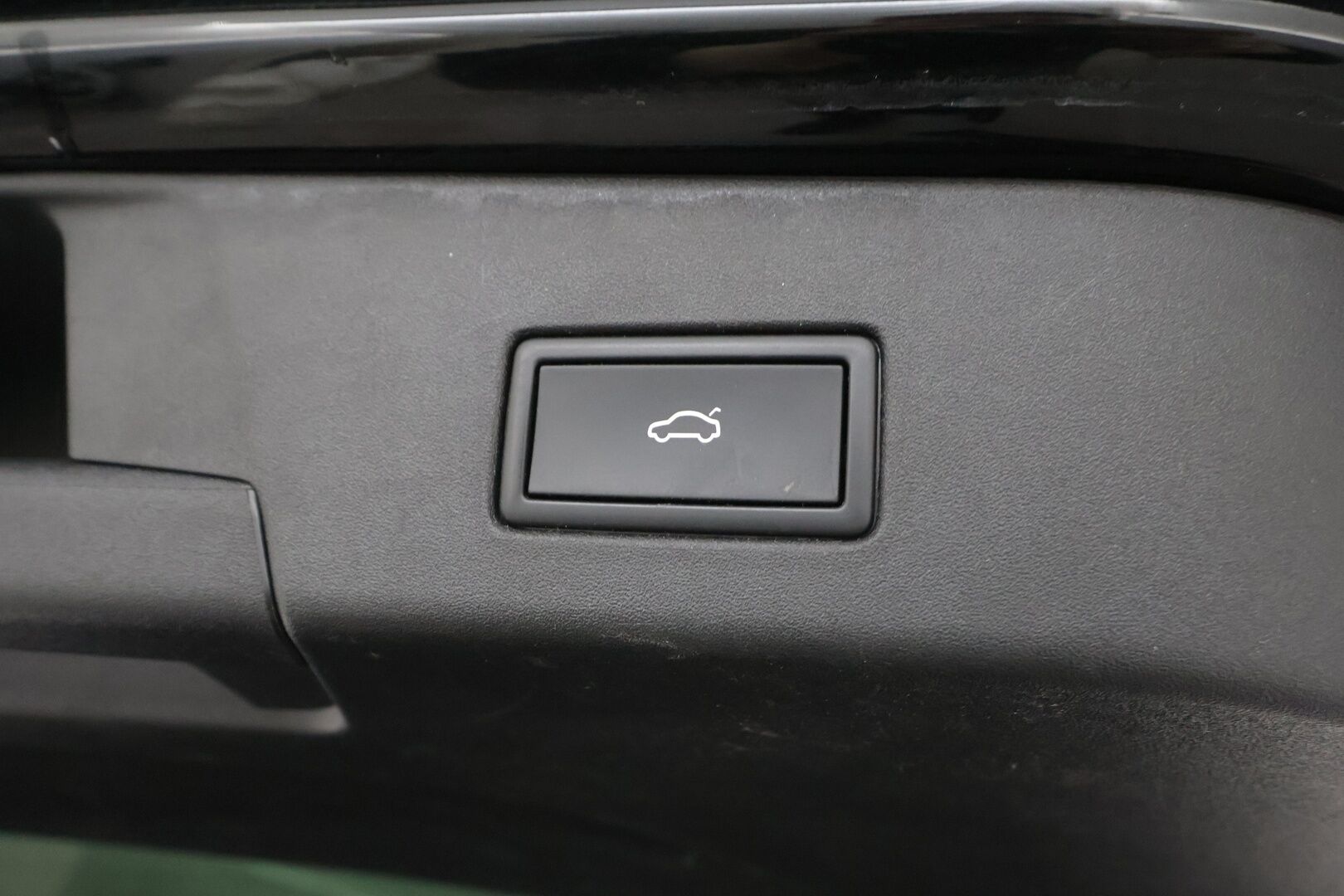 VOLKSWAGEN ID.4 2023 Pro Performance 150kW - | ACC | ILP | 360° | Koukku | Sähkökontti | Travel assist | Lämm. tuulilasi  | Kahdet renkaat aluvantein | Merkkihuollot |
