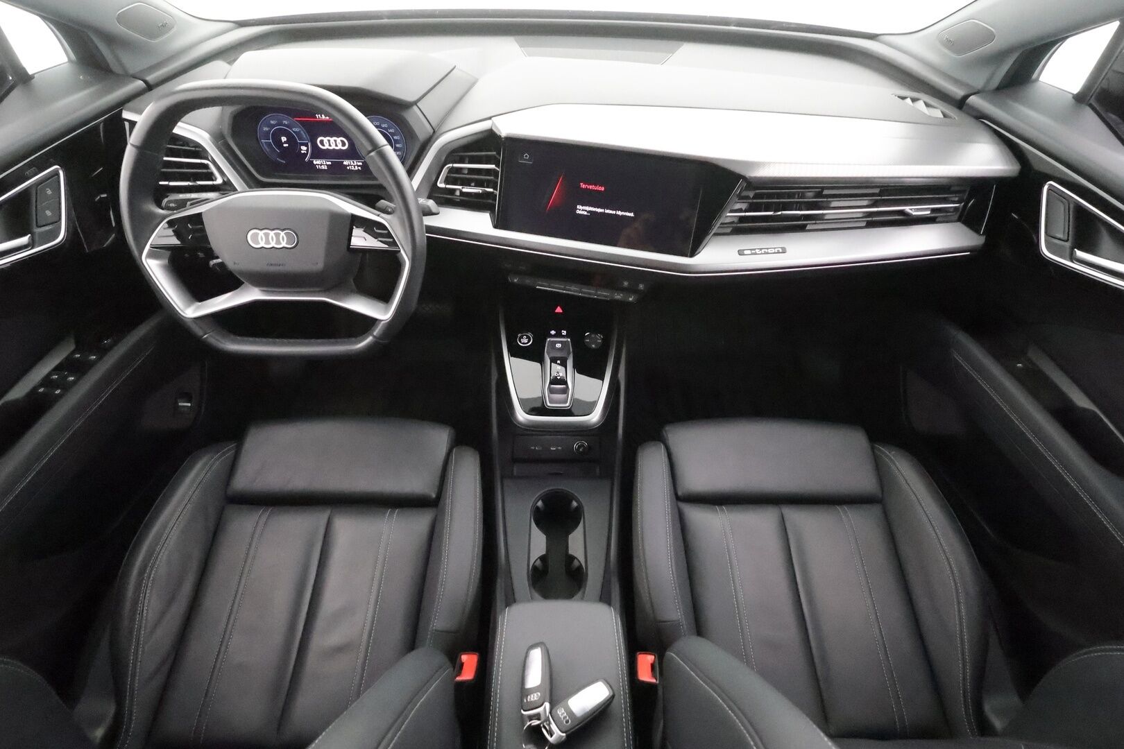 AUDI Q4 E-TRON 2024 82kWh 50 e-tron Quattro - ACC | SONOS | ILP | Koukku | Matrix | Nahat | Sähköpenkki | P.kamera