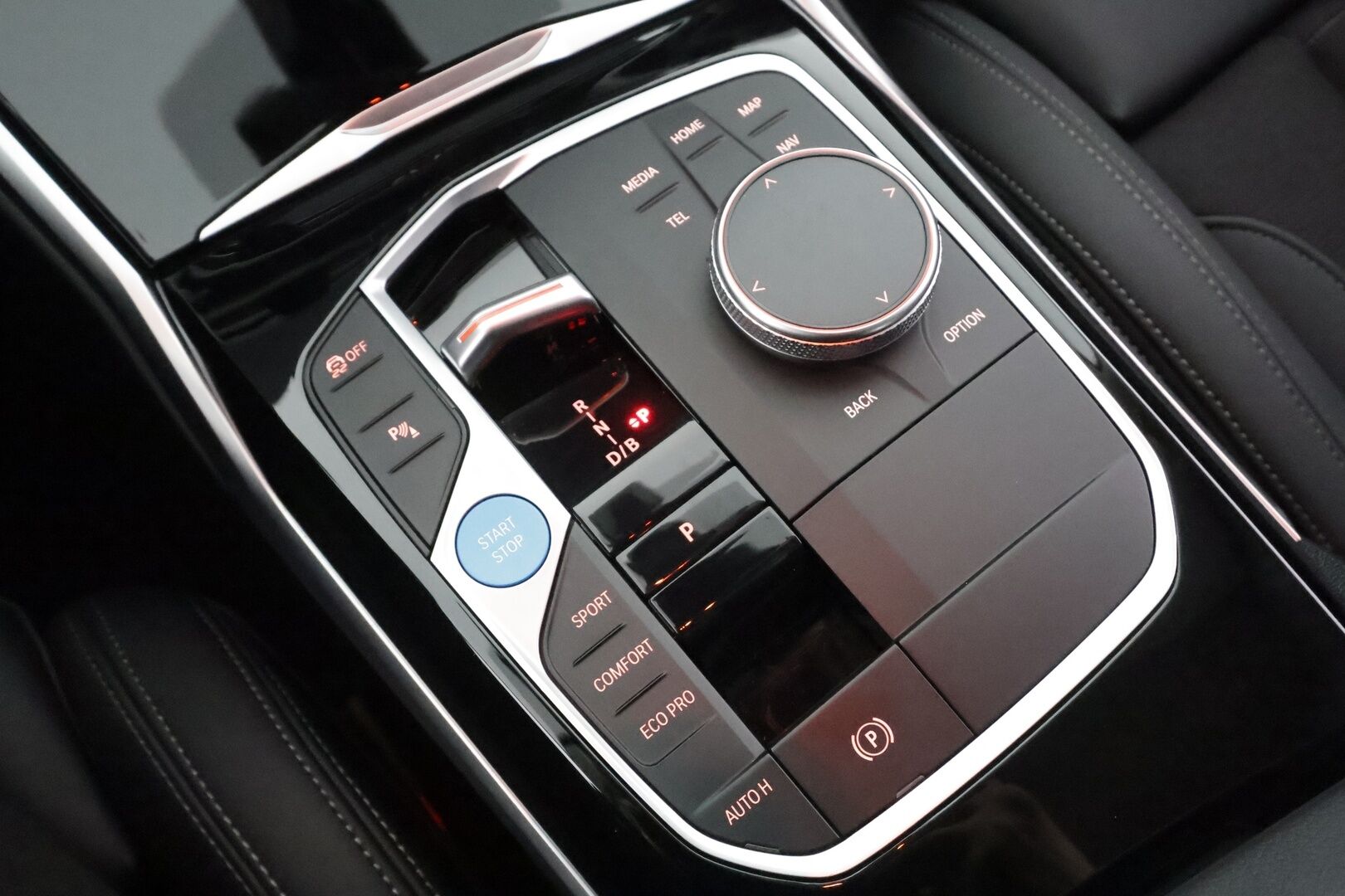 BMW I4 2024 eDrive 40e Gran Coupe - | LED |  Puolinahat | P.Kamera | Vakkari | Kaistavahti | Sporttipenkit | Navi | Apple&Android |