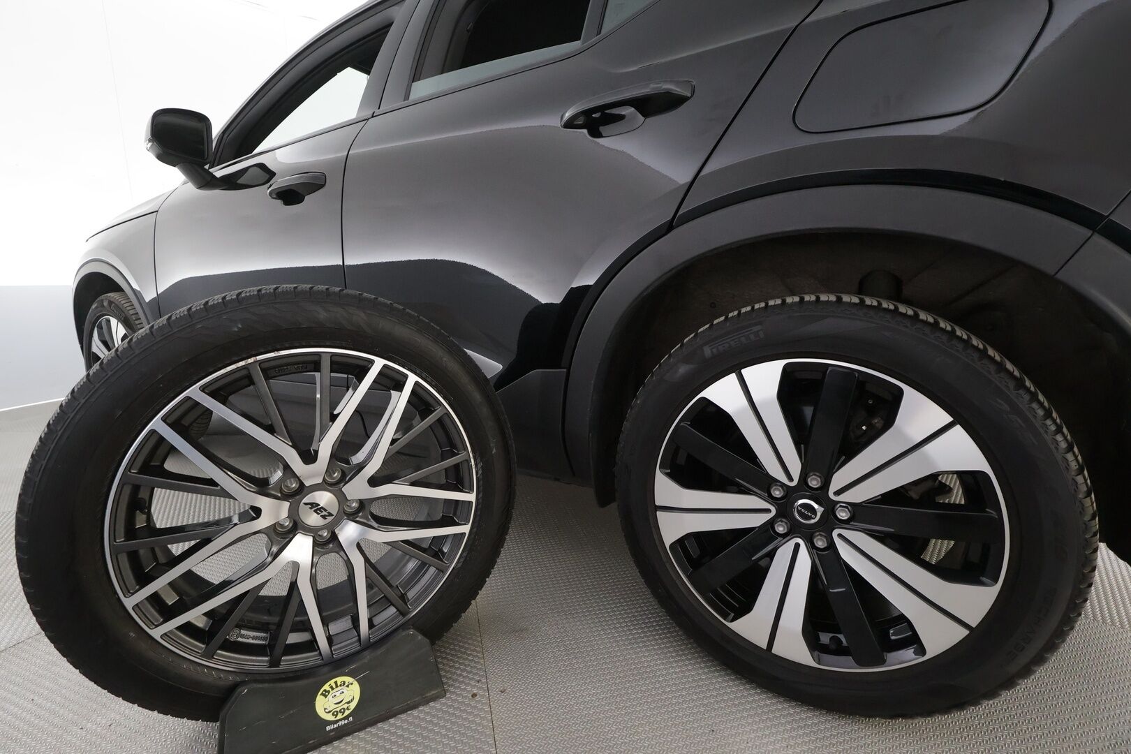 Volvo XC40 2023 Recharge Single Plus aut - ILP | ACC | LED | Kamera | Muistipenkki | Navi | SOH 96.6% | Kahdet renkaat aluvanteilla | Merkkihuollettu