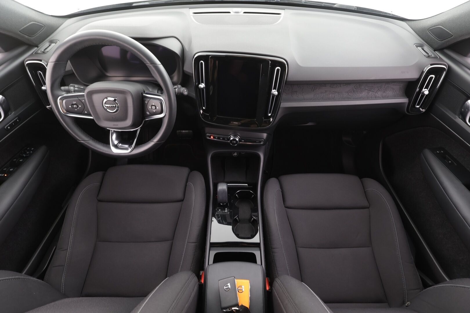 Volvo XC40 2023 Recharge Single Plus aut - ILP | ACC | LED | Kamera | Muistipenkki | Navi | SOH 96.6% | Kahdet renkaat aluvanteilla | Merkkihuollettu