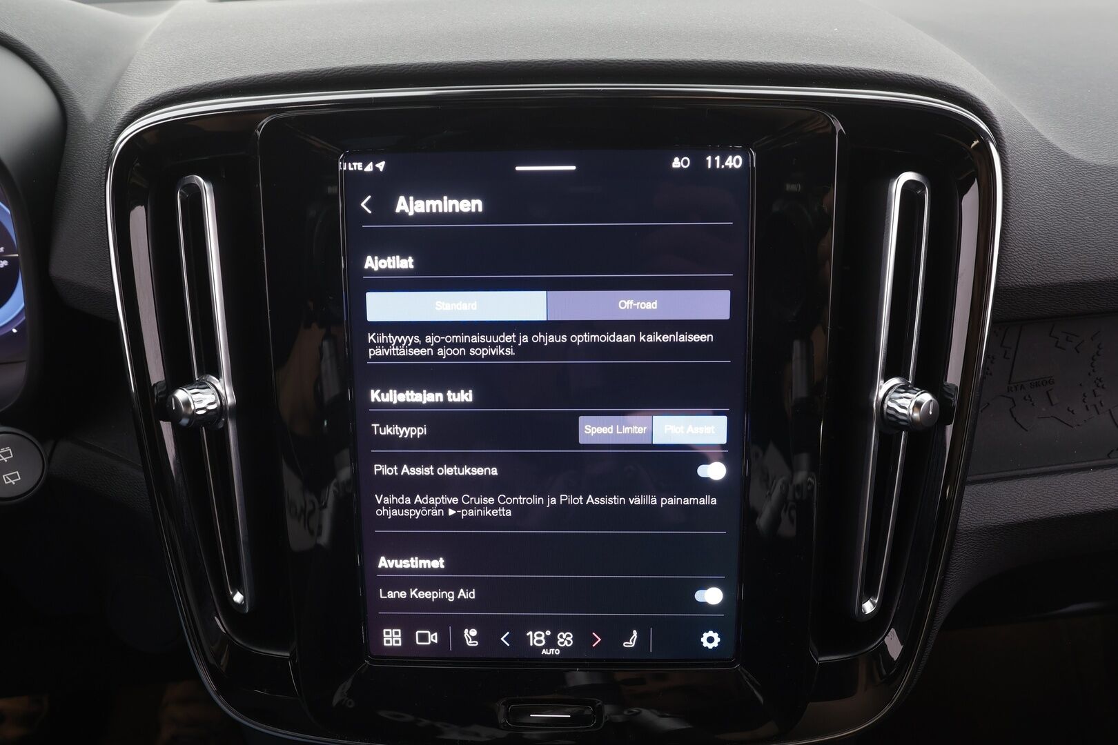 Volvo XC40 2023 Recharge Single Plus aut - ILP | ACC | LED | Kamera | Muistipenkki | Navi | SOH 96.6% | Kahdet renkaat aluvanteilla | Merkkihuollettu