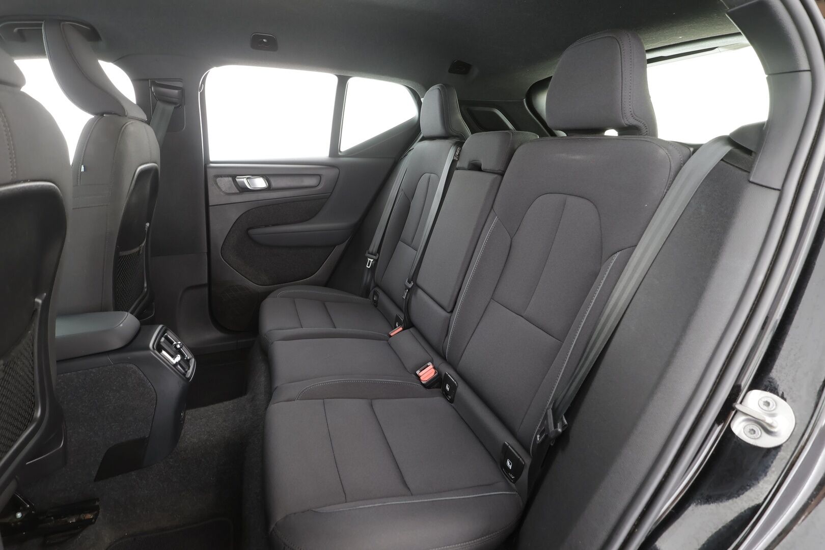 Volvo XC40 2023 Recharge Single Plus aut - ILP | ACC | LED | Kamera | Muistipenkki | Navi | SOH 96.6% | Kahdet renkaat aluvanteilla | Merkkihuollettu